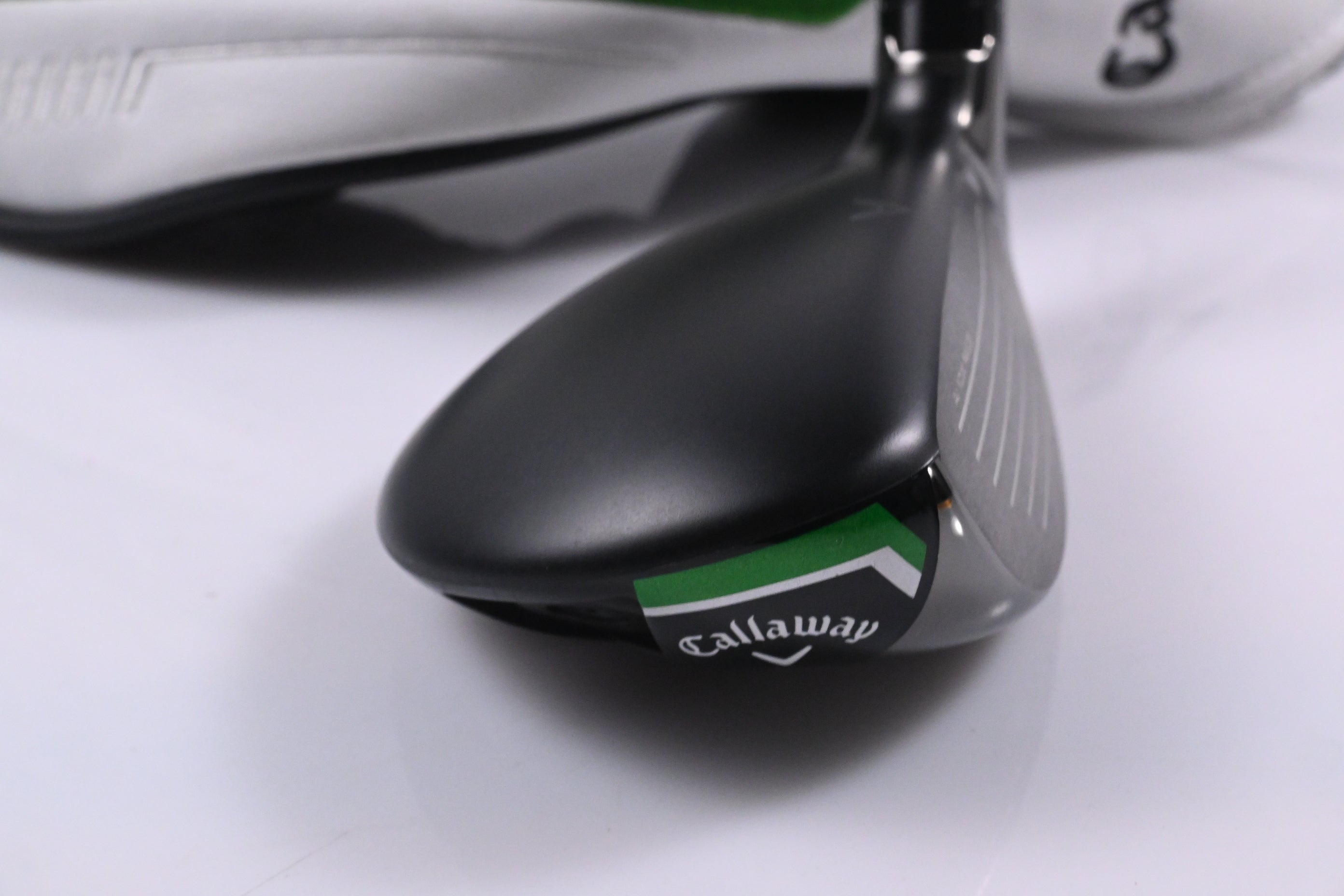Callaway Elyte #4 Hybrid / 22 Degree / Regular Flex Denali Charcoal 60 Shaft
