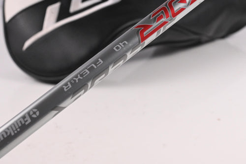 Titleist GT1 Driver / 10 Degree / Regular Flex Fujikura Air Speeder 40 Shaft
