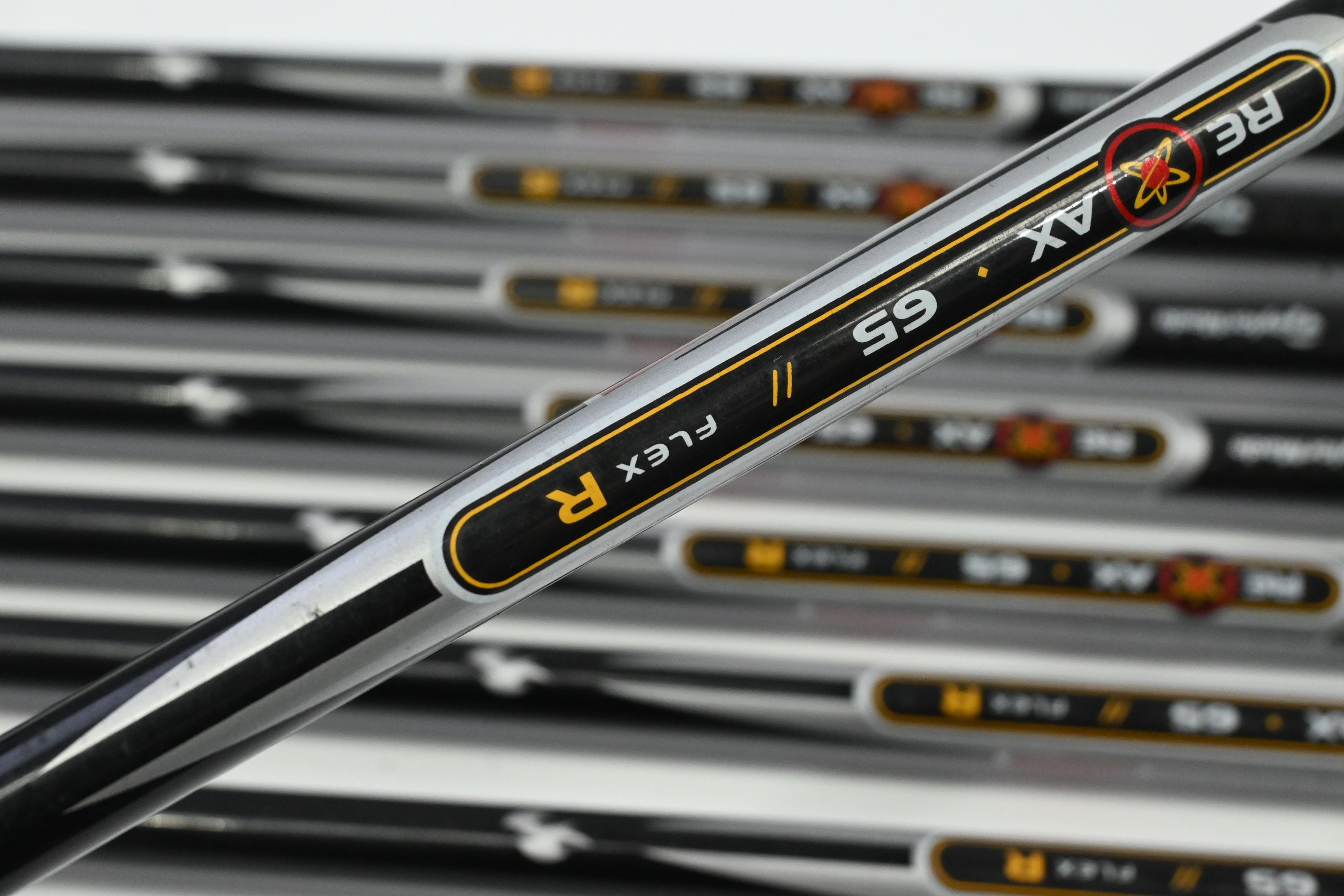 Taylormade Tour Burner Irons / 4-PW+SW / Regular Flex Taylormade Reax 65 Shafts