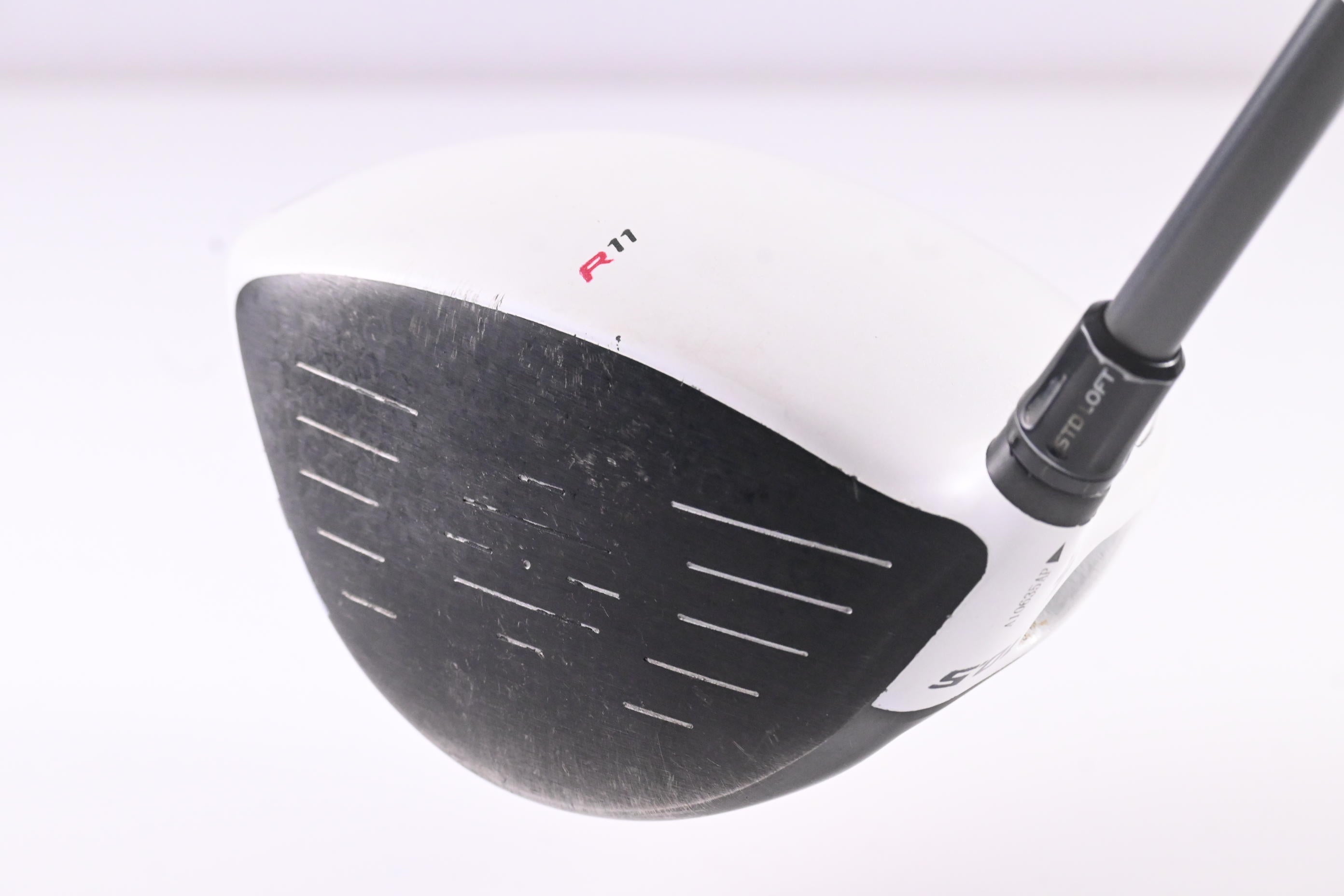 Taylormade R11S Driver / 10.5 Degree / Regular Flex Aldila RIP Phenom 60 Shaft