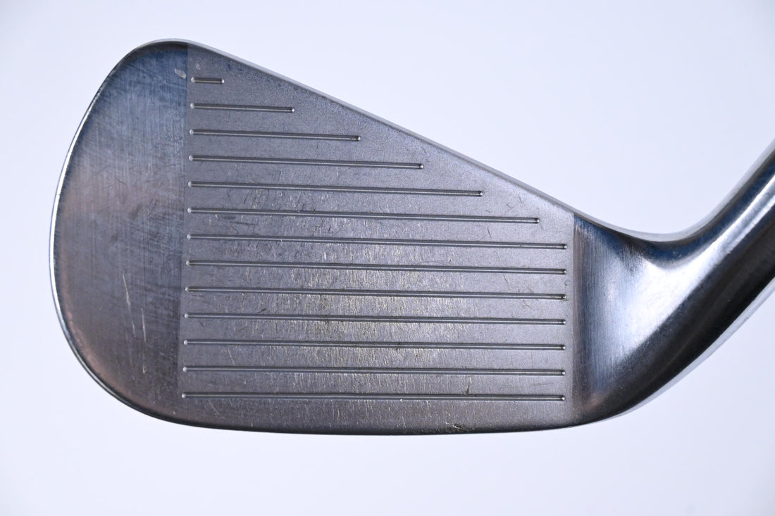 Titleist T100 2019 #6 Iron / Regular Flex AMT Black R300 Shaft