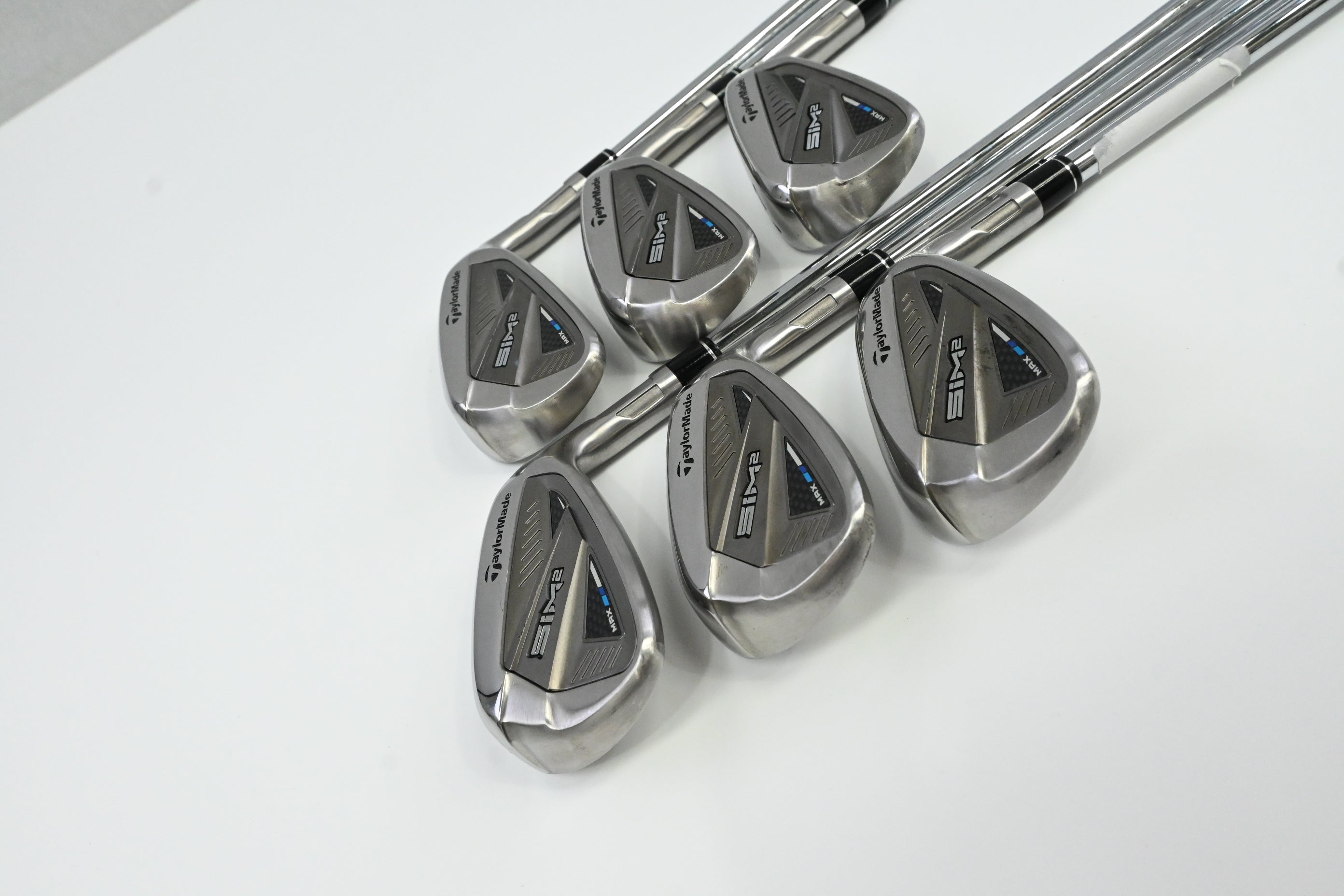 Taylormade SIM2 Max Irons / 5-PW / Stiff Flex KBS Max MT 85 Shafts