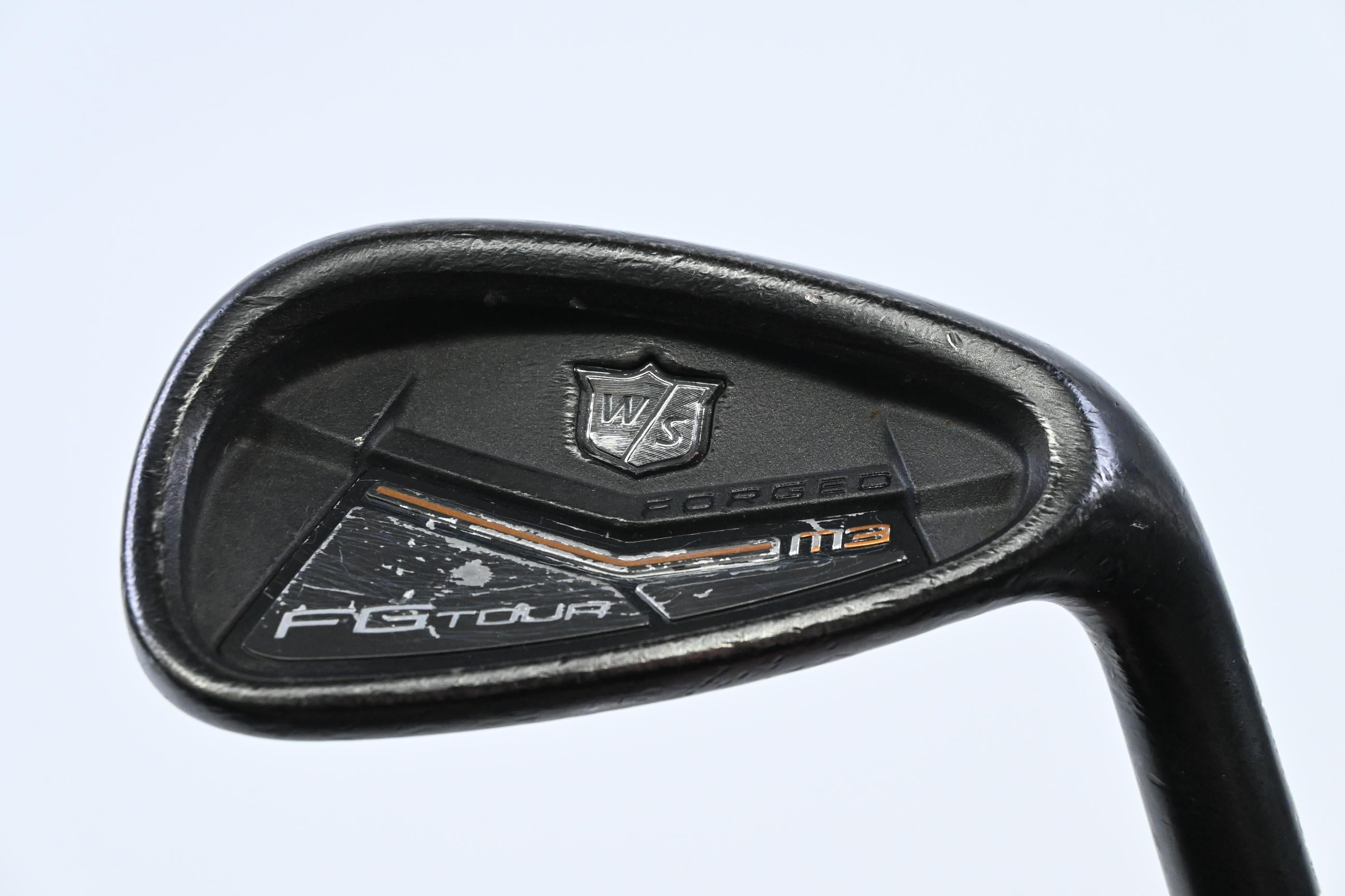 Wilson FG Tour M3 Pitching Wedge / 47 Degree / Regular Flex Dynamic Gold R300