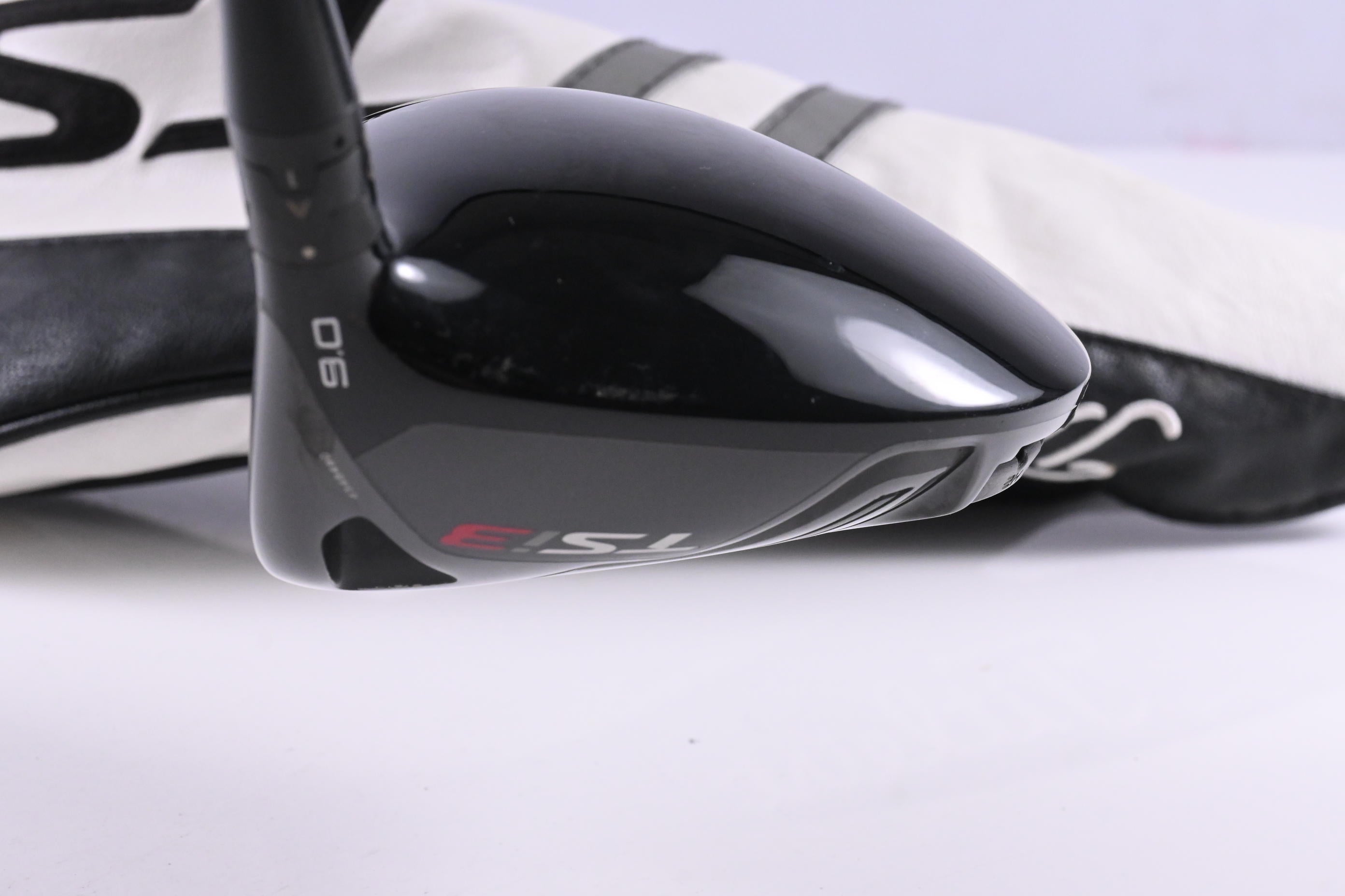 Titleist TSi3 Driver / 9 Degree / Stiff Flex Graphite Design Tour AD IZ-6 Shaft