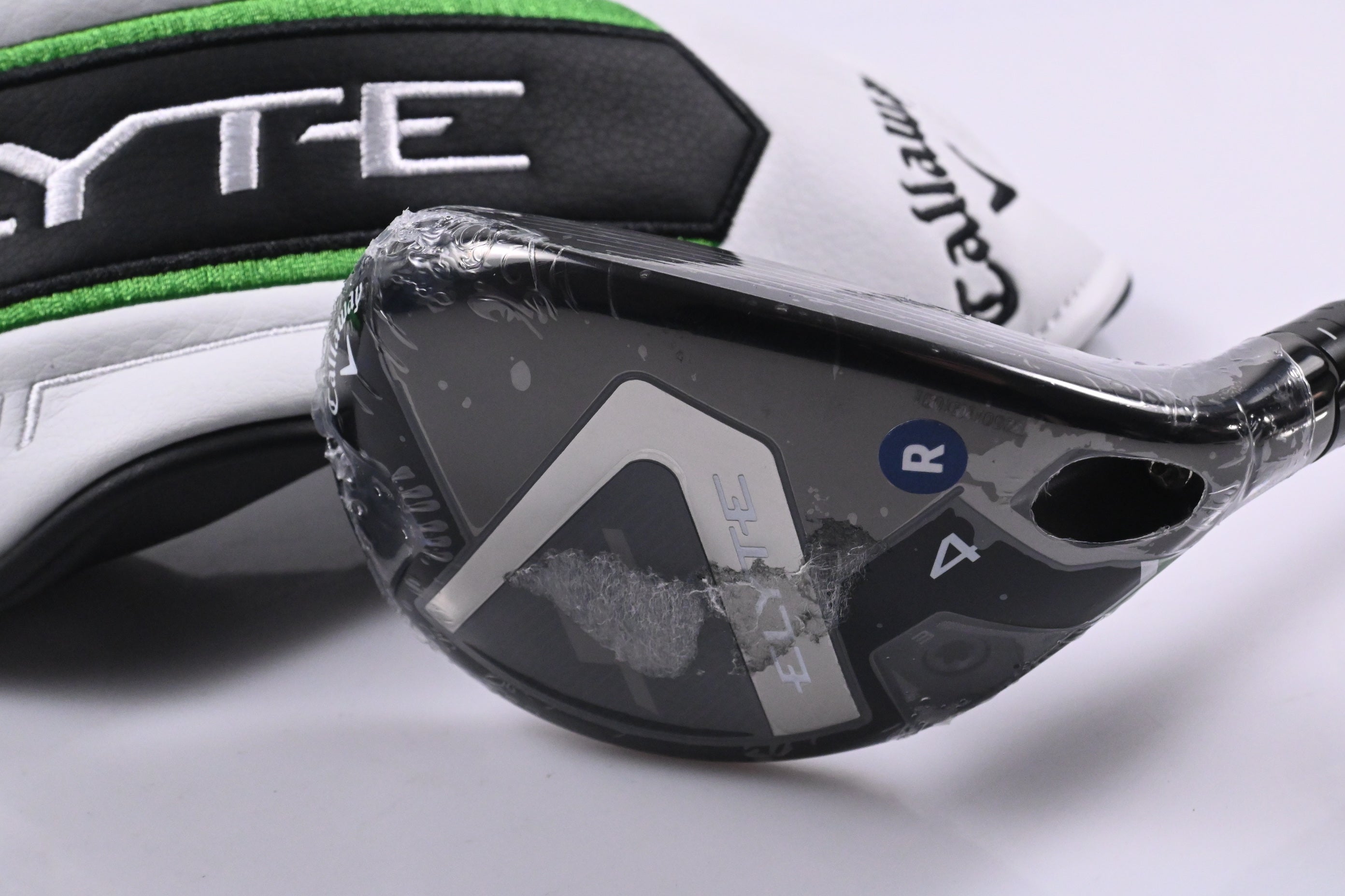 Callaway Elyte #4 Hybrid / 22 Degree / Regular Flex Denali Charcoal 60 Shaft