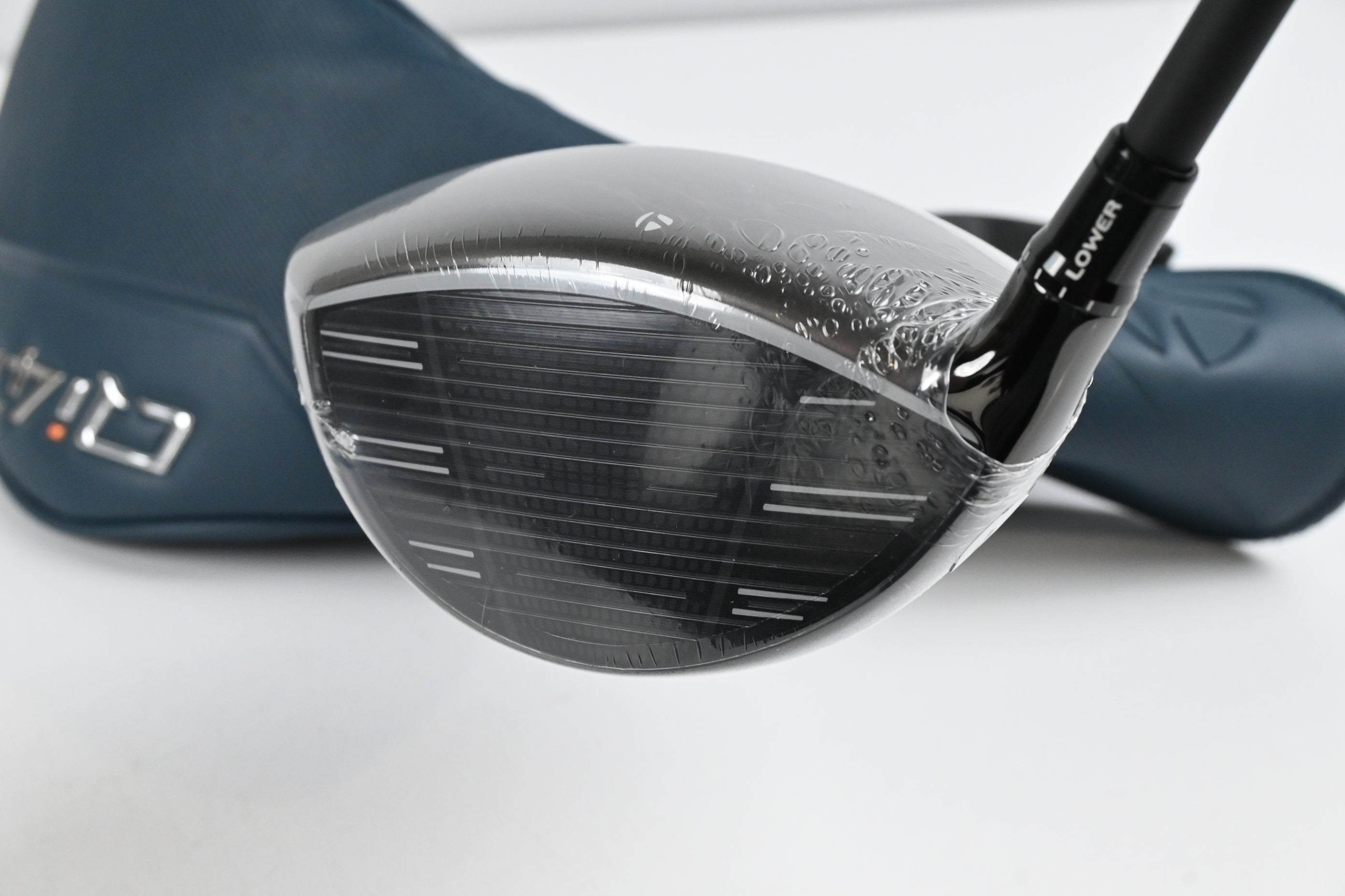Taylormade Qi4D Driver / 10.5 Degree / Regular Flex REAX Blue 50 Shaft