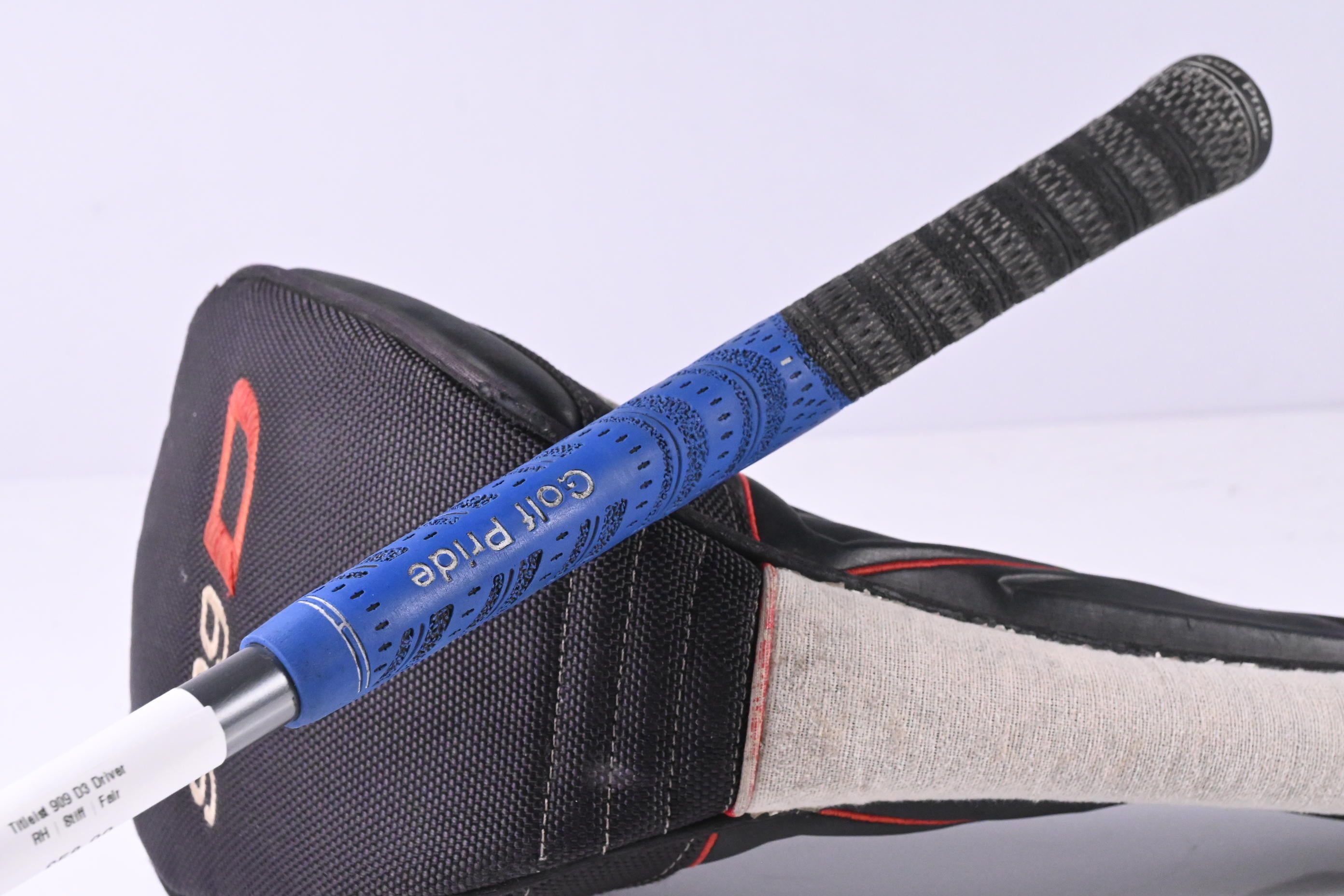 Titleist 909 D3 Driver / 9.5 Degree / Stiff Flex Diamana Blue 65 Shaft