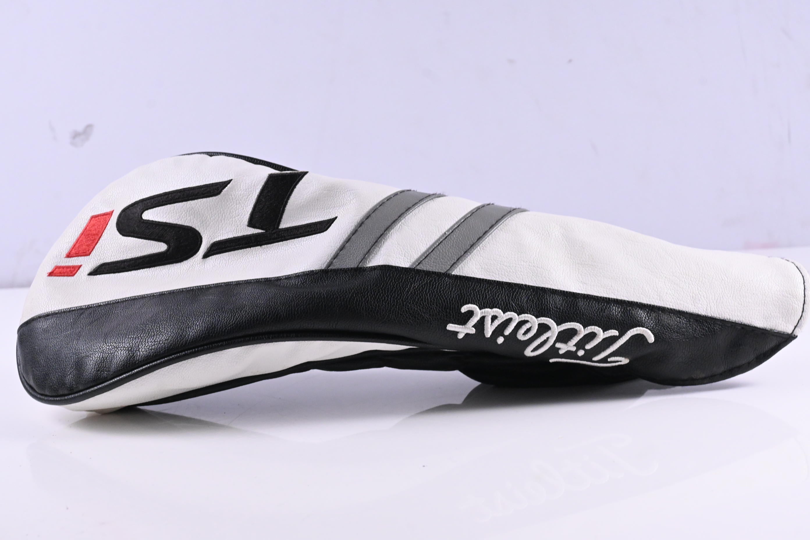 Titleist TSi3 Driver / 9 Degree / Stiff Flex Graphite Design Tour AD IZ-6 Shaft