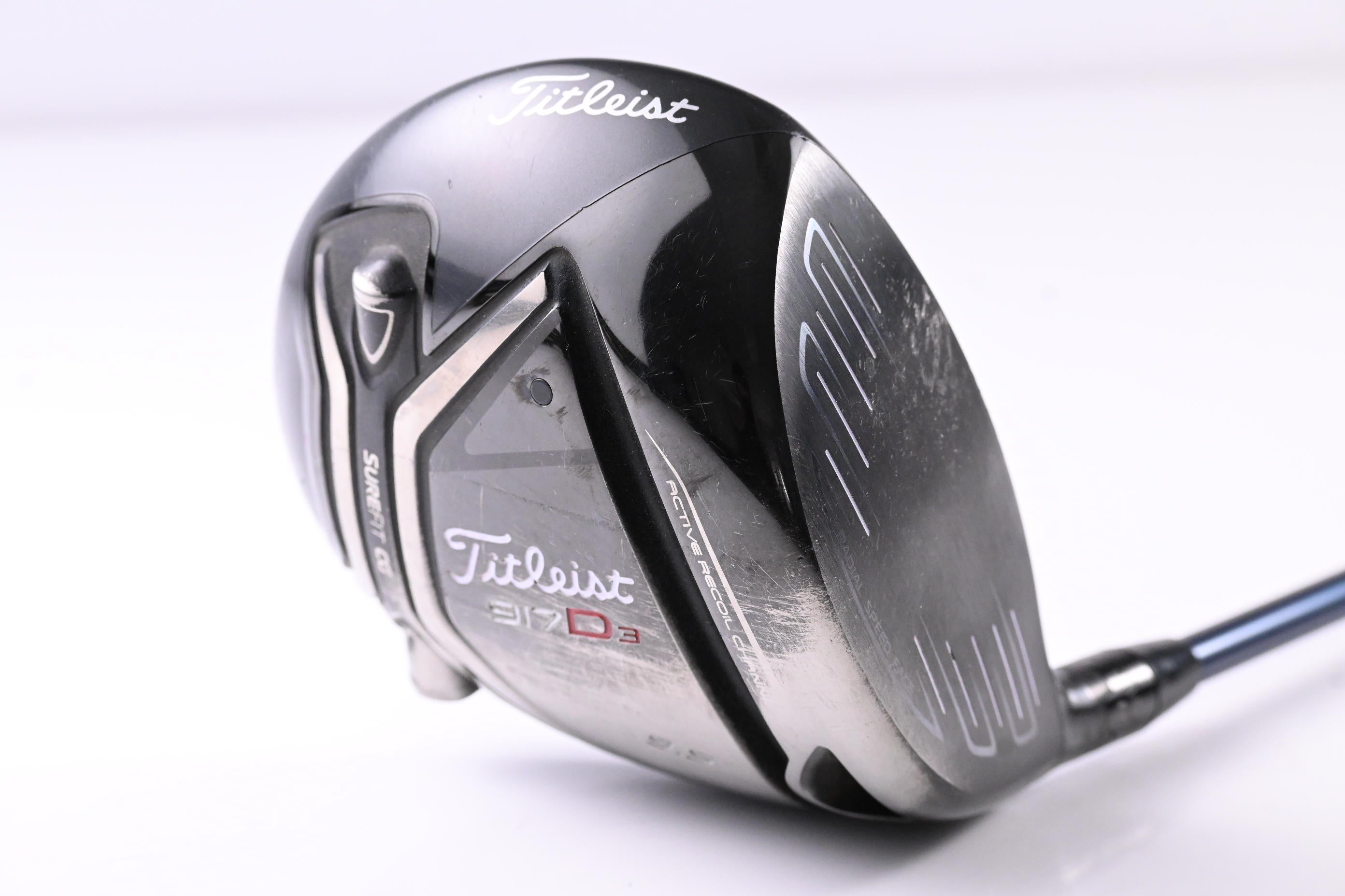 Titleist 917 D2 Driver / 9.5 Degree / Regular Flex Fujikura Speeder Pro 74 Shaft