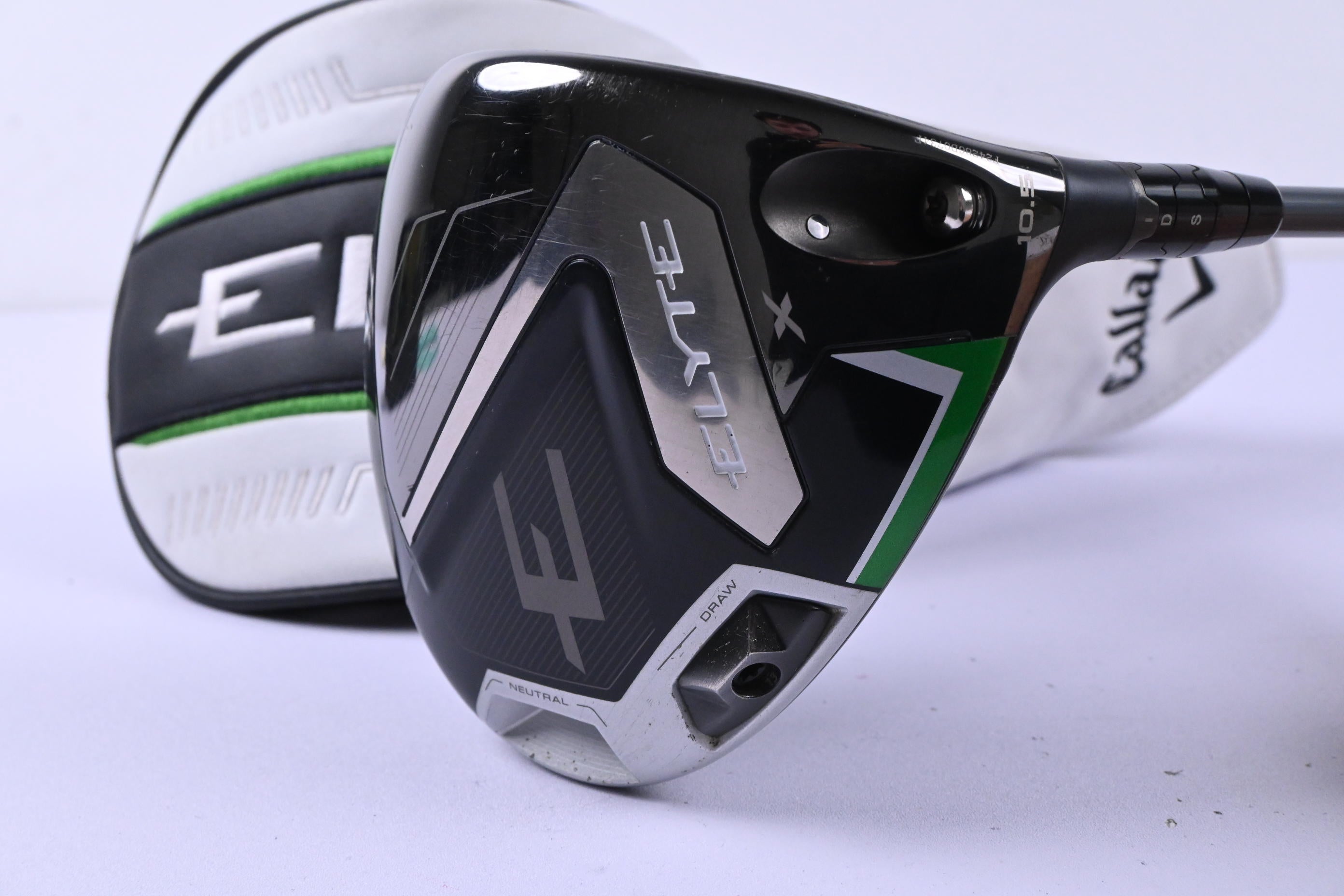 Callaway Elyte X Driver / 10.5 Degree / Regular Flex Denali Charcoal 50 Shaft