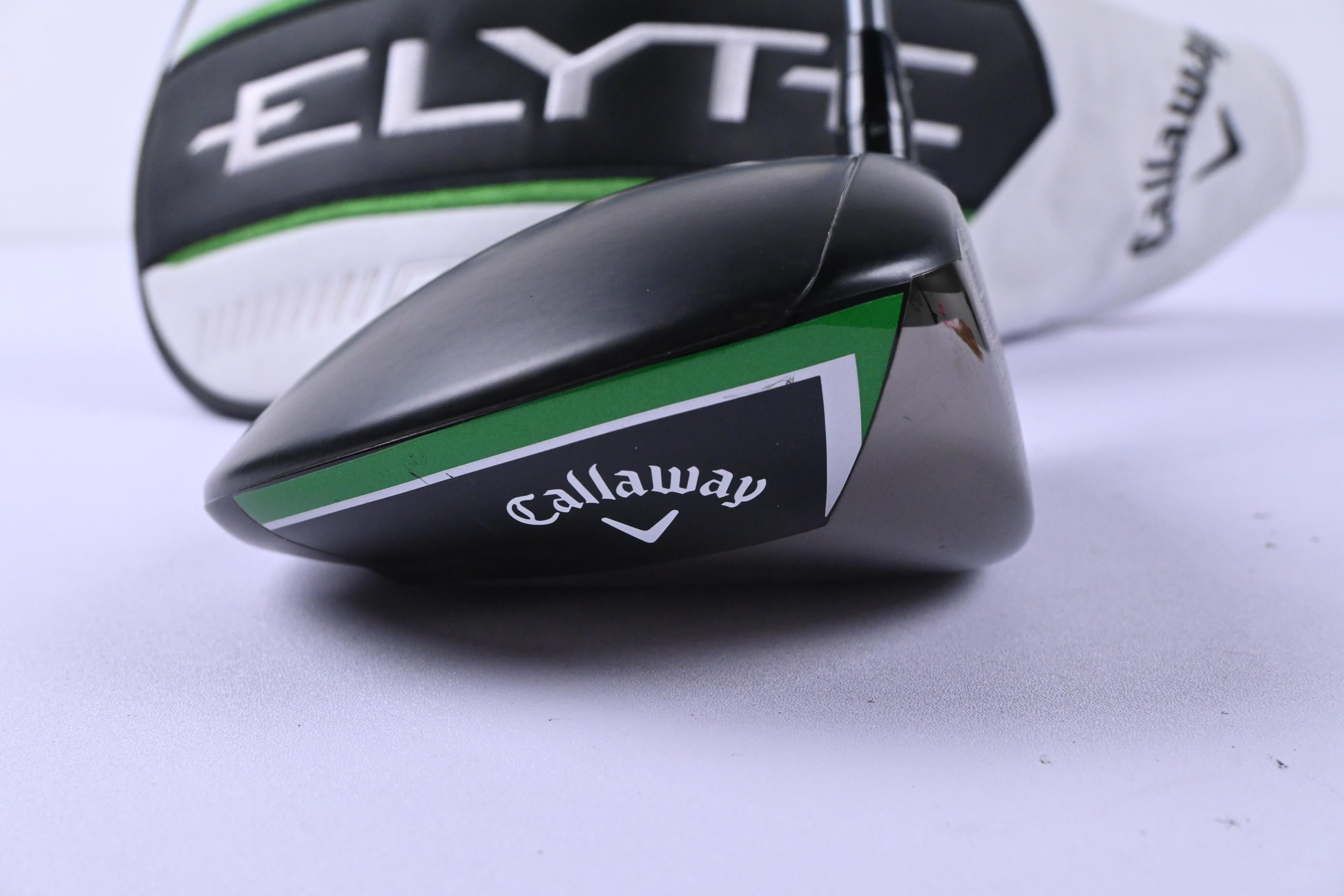 Callaway Elyte X Driver / 10.5 Degree / Regular Flex Denali Charcoal 50 Shaft