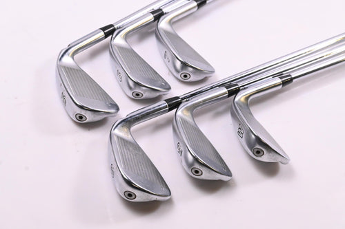 Left Hand Ping G425 Irons / 5-PW / Red Dot / Regular Flex Dynamic Gold 105 R300