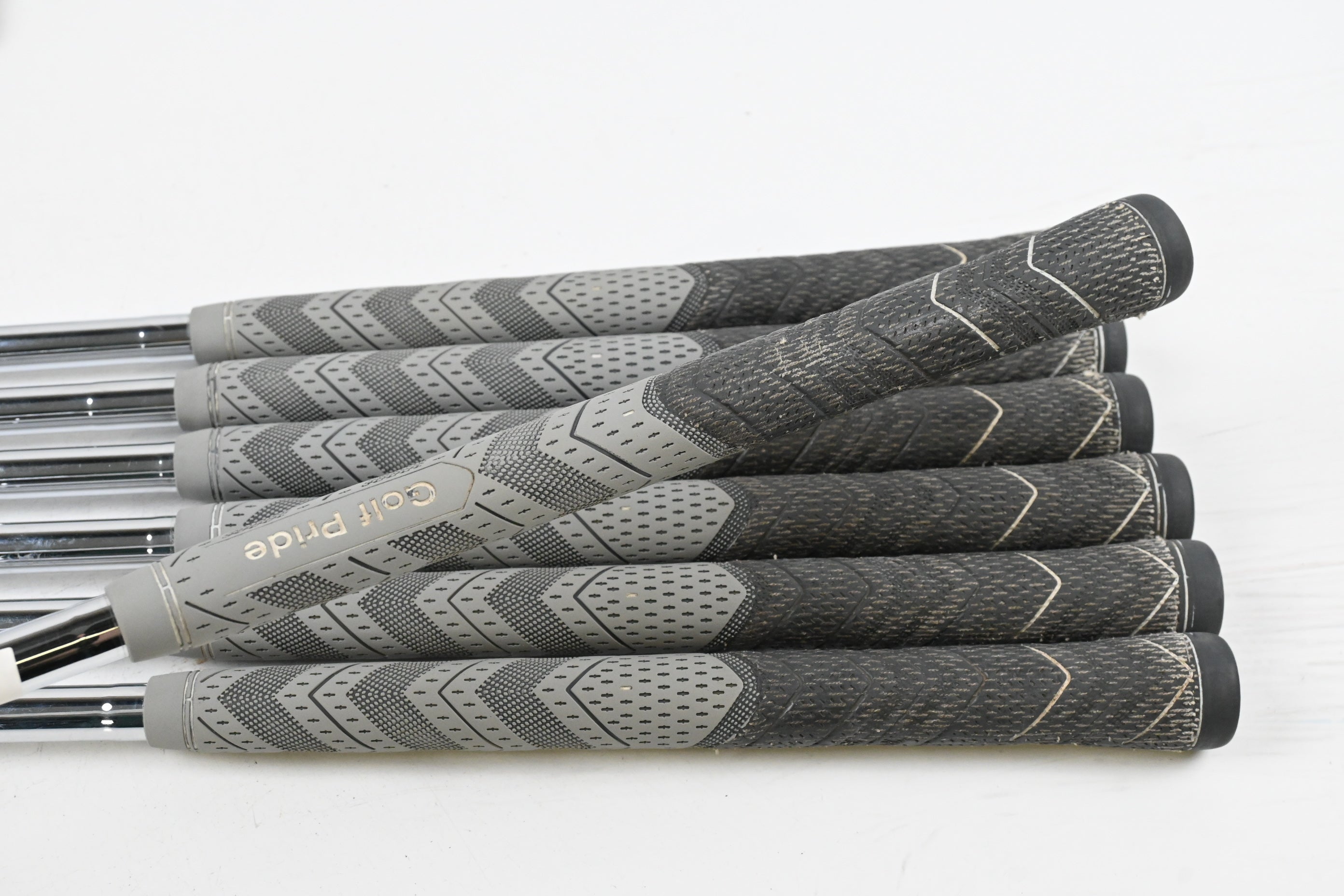 Titleist 716 CB Irons / 4-PW / Stiff Flex Dynamic Gold S400 Shafts