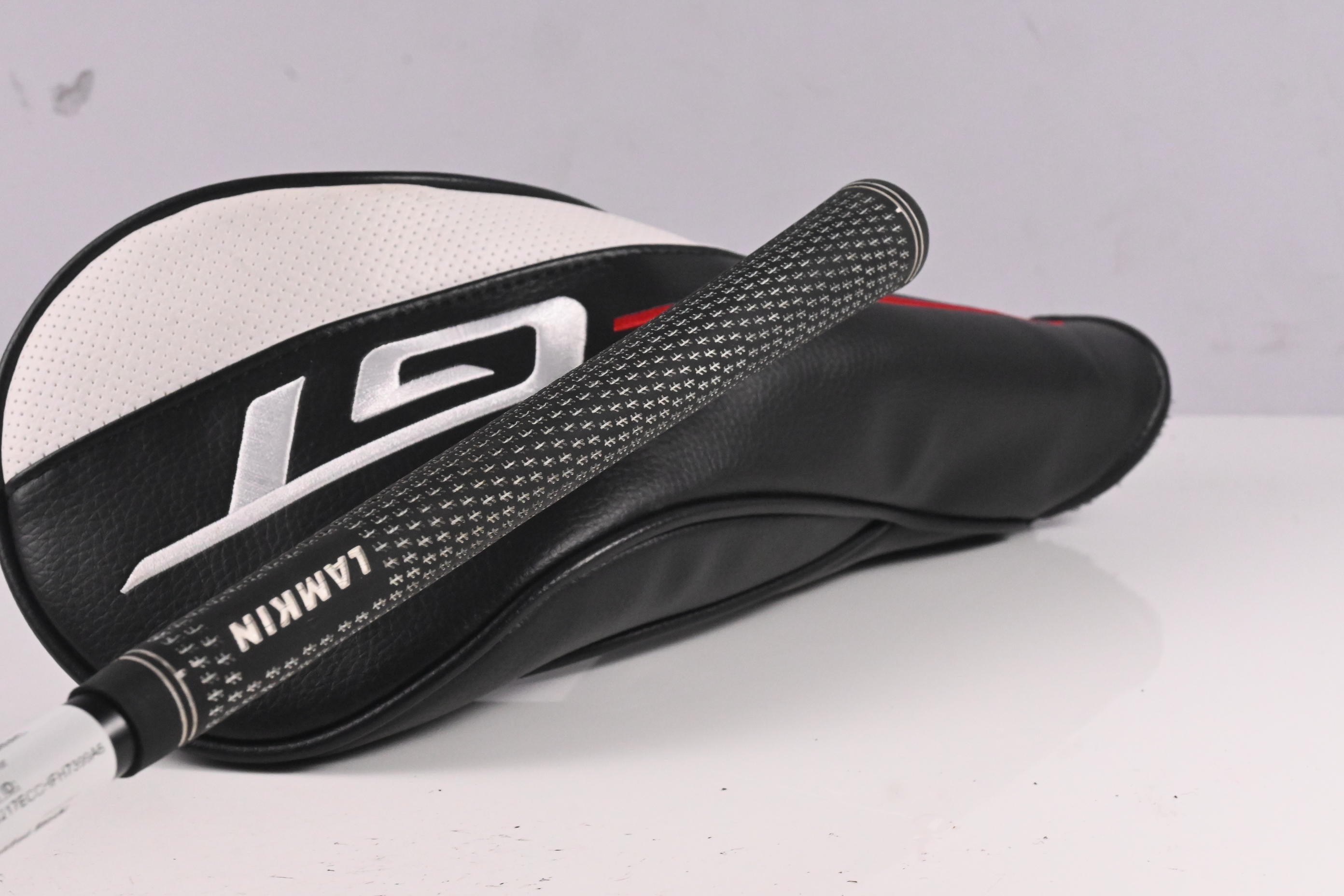 Titleist GT2 Driver / 11 Degree / Regular Flex UST Mamiya Helium 5F3 Shaft