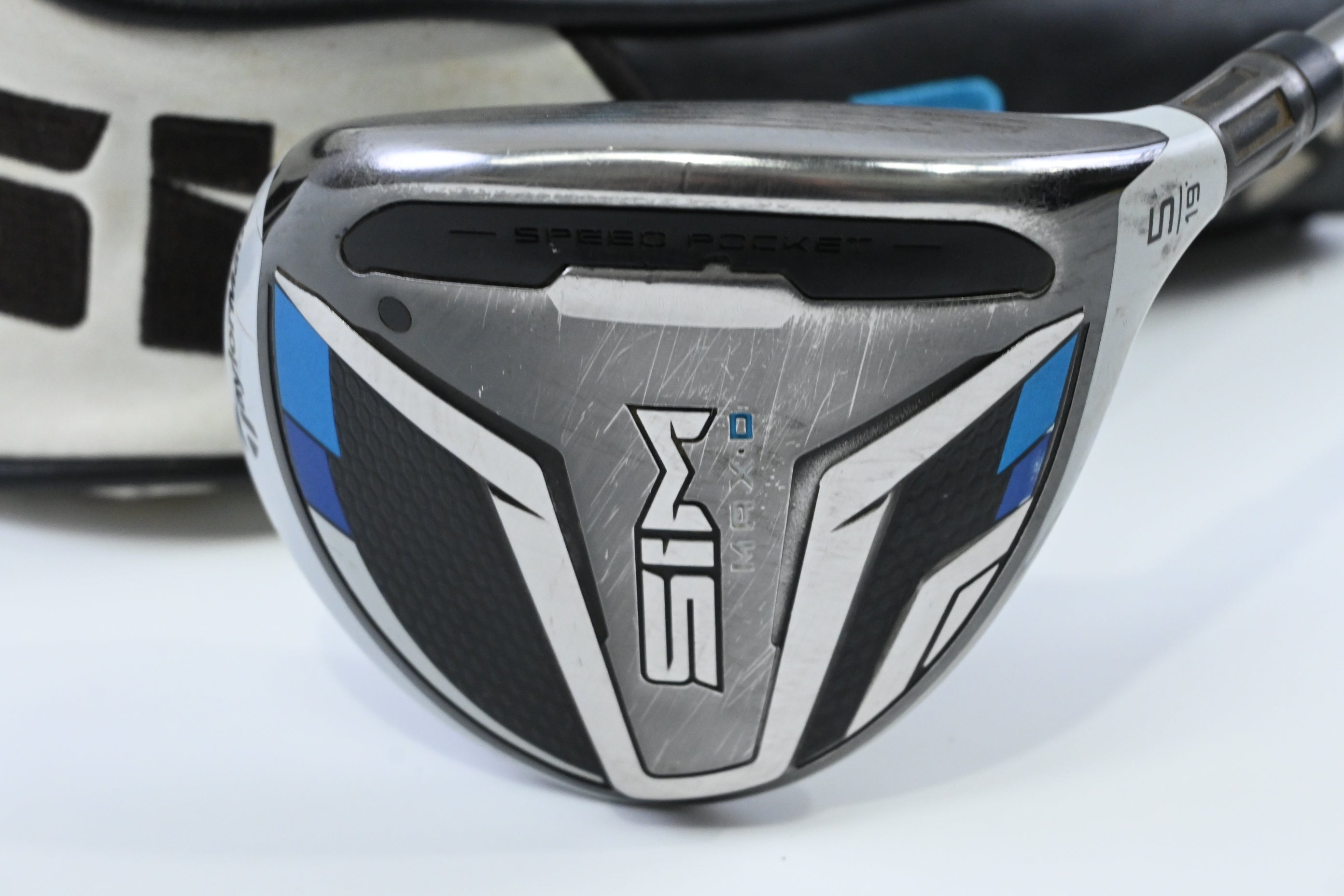 Taylormade SIM Max D #5 Wood / 19 Degree / Regular Flex UST Helium 5 Shaft