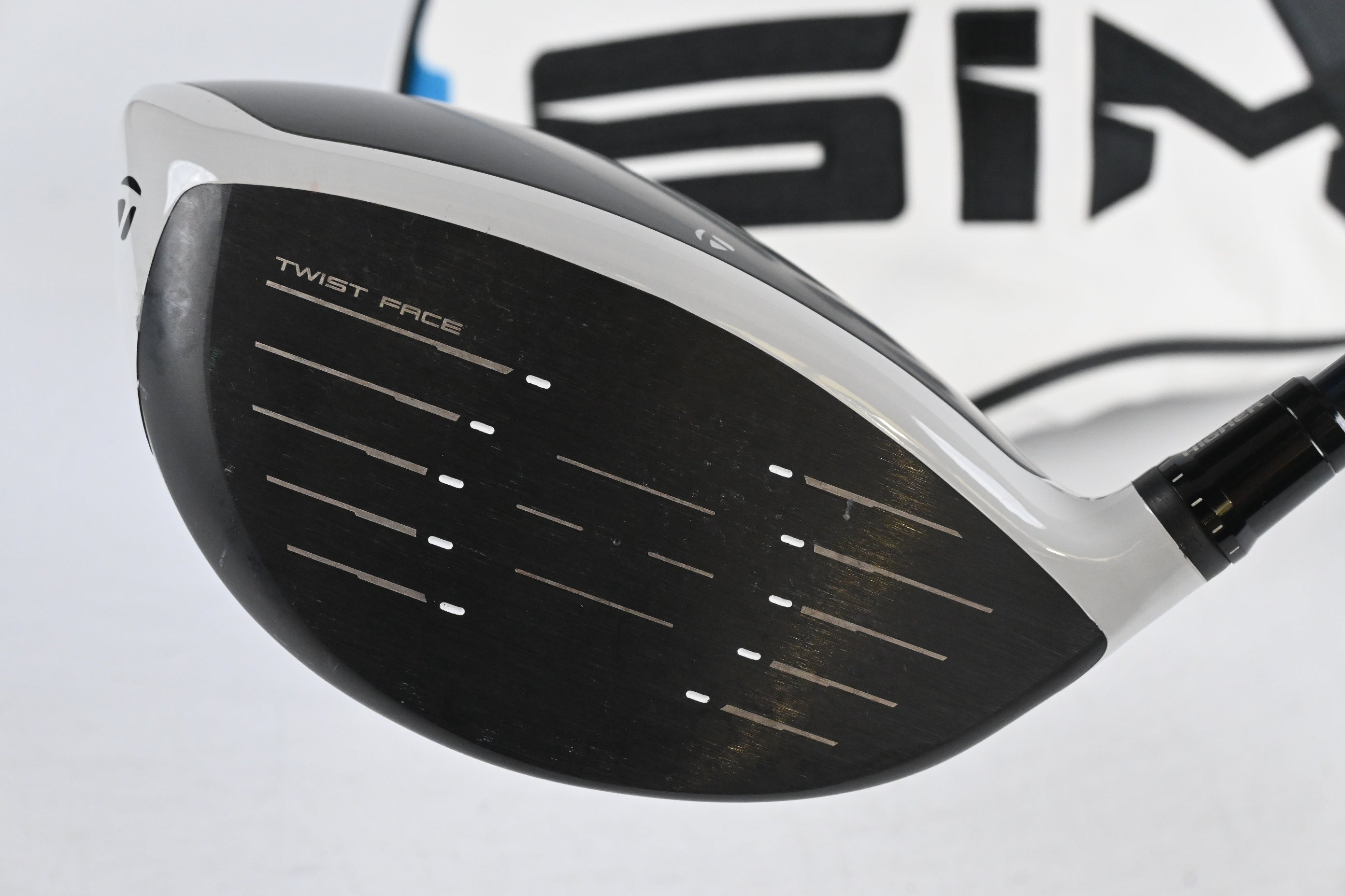 Taylormade SIM2 Max Driver / 10.5 Degree / Regular Flex Fujikura Ventus Blue 5