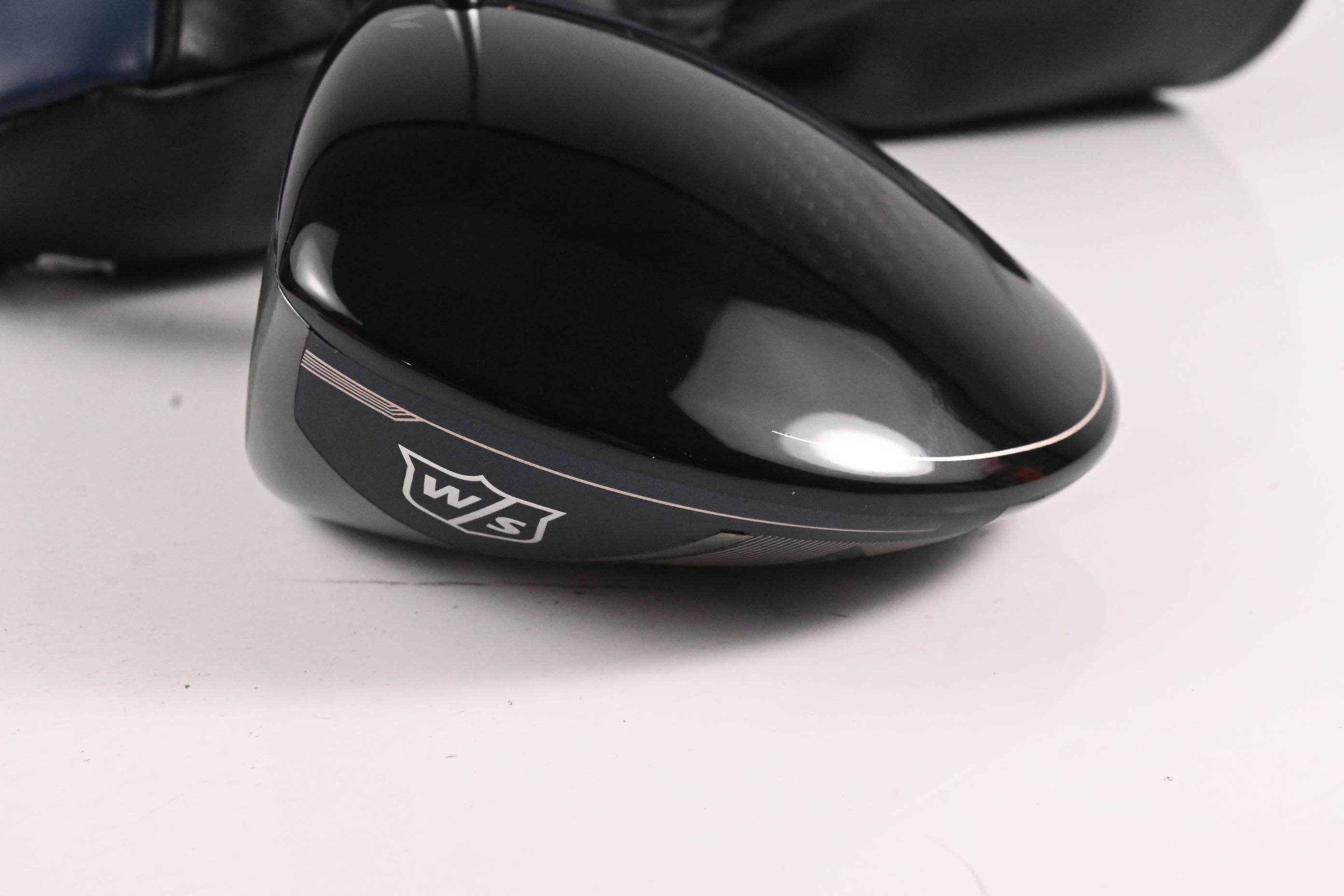 Left Hand Wilson D9 Driver / 10.5 Degree / Regular Flex Tensei CK Blue 50 Shaft