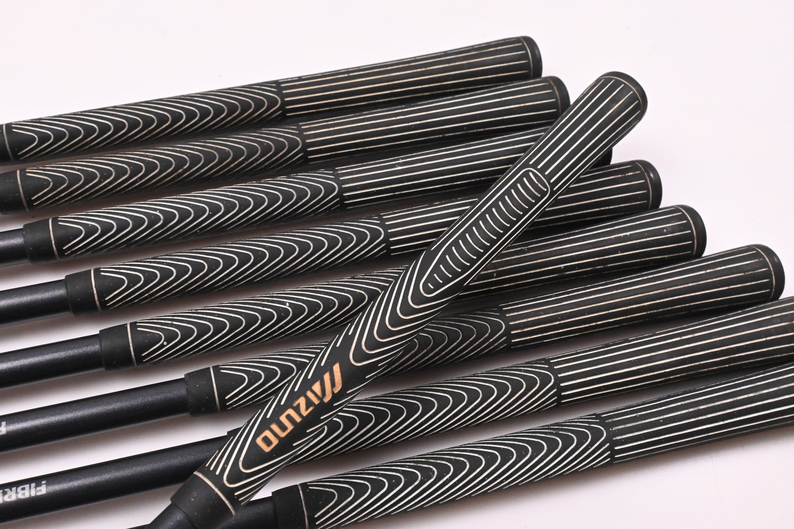 Mizuno Axis Irons / 3-PW+SW / Senior Flex Mizuno Fiberflex 2600 Shafts
