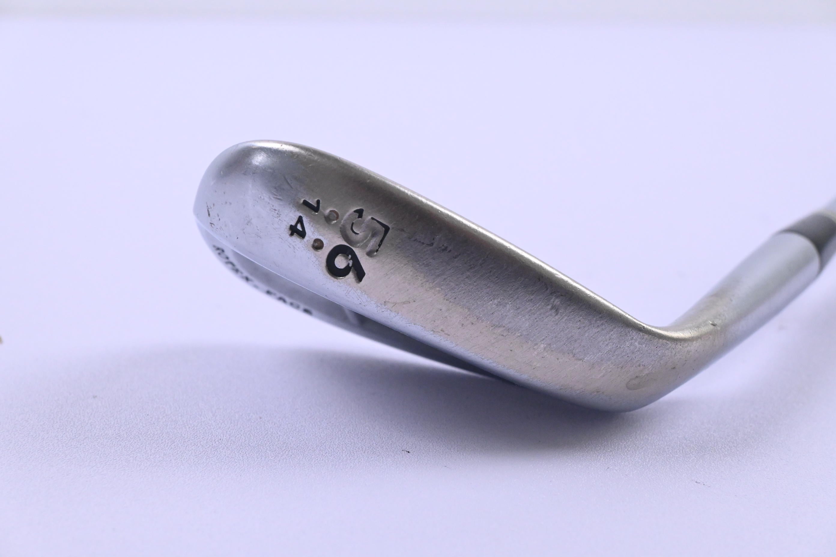 Cleveland 588 RTX Sand Wedge / 56 Degree / Wedge Flex True Temper Dynamic Gold