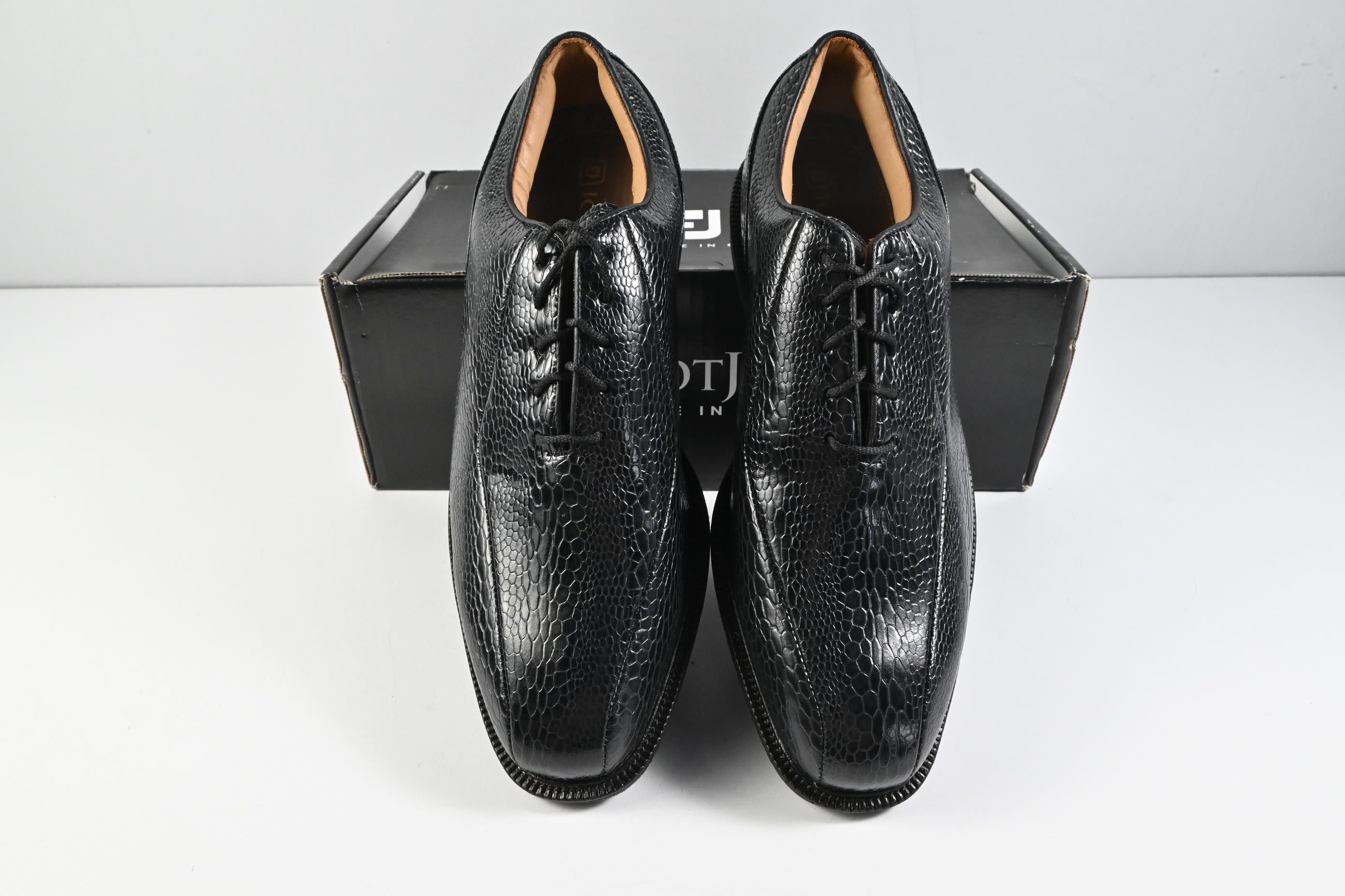 FootJoy Professional Bicycle Golf Shoes / Size UK 10 / Black