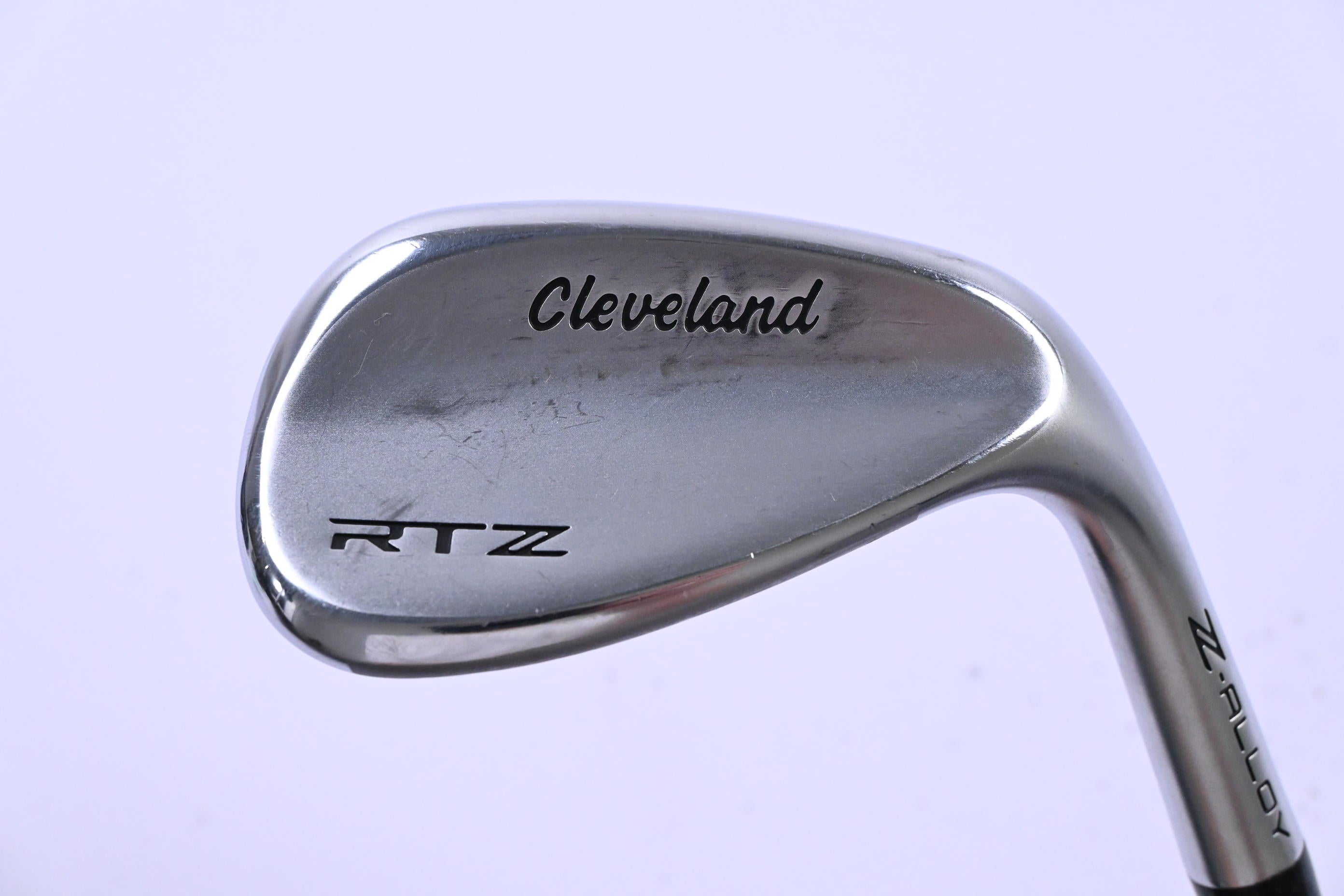 Cleveland RTZ Gap Wedge / 52 Degree / Wedge Flex Dynamic Gold Spinner Shaft