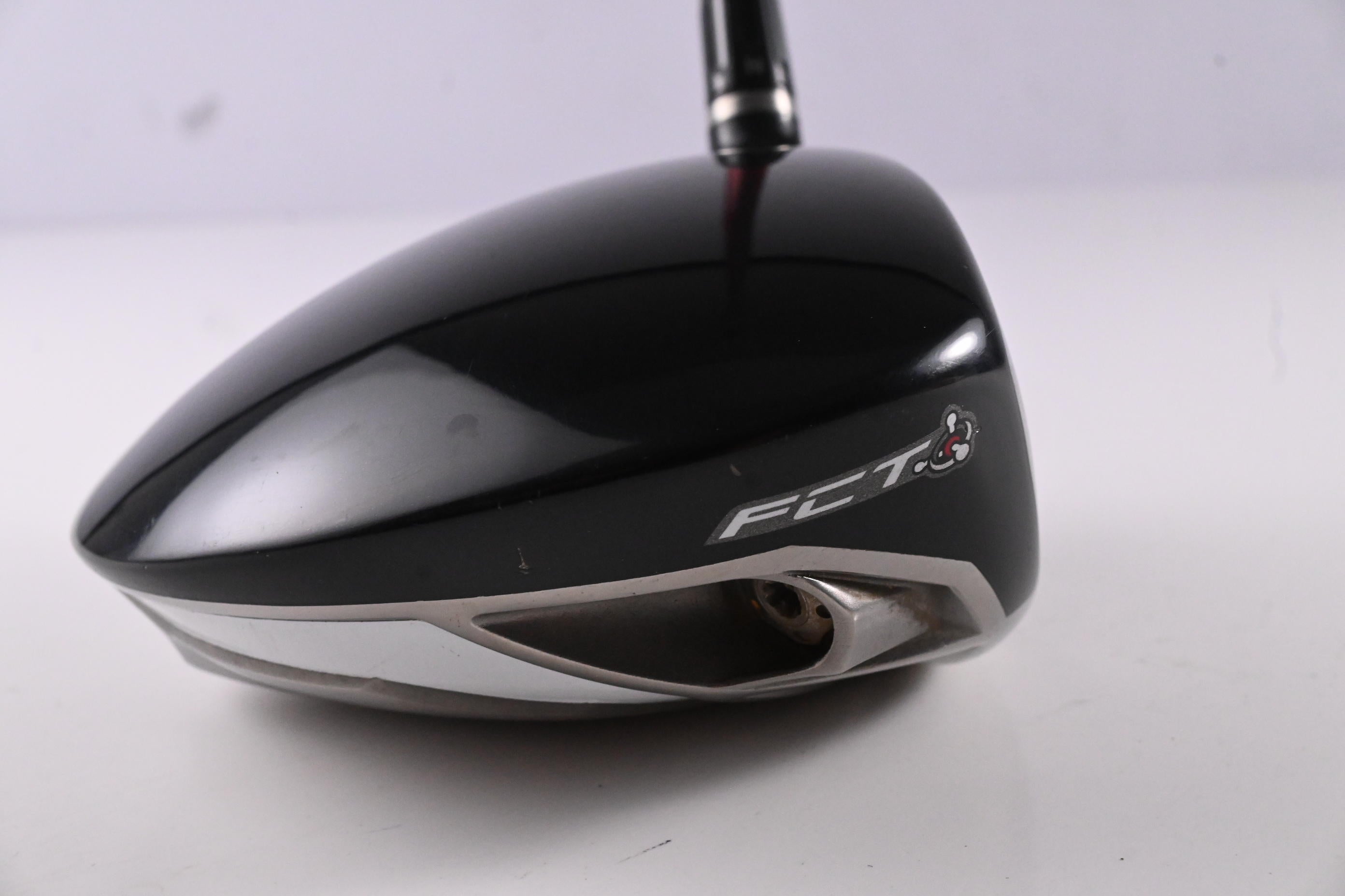 Taylormade R9 Driver / 9.5 Degree / Stiff Flex Fujikura Motore F1 65 Shaft