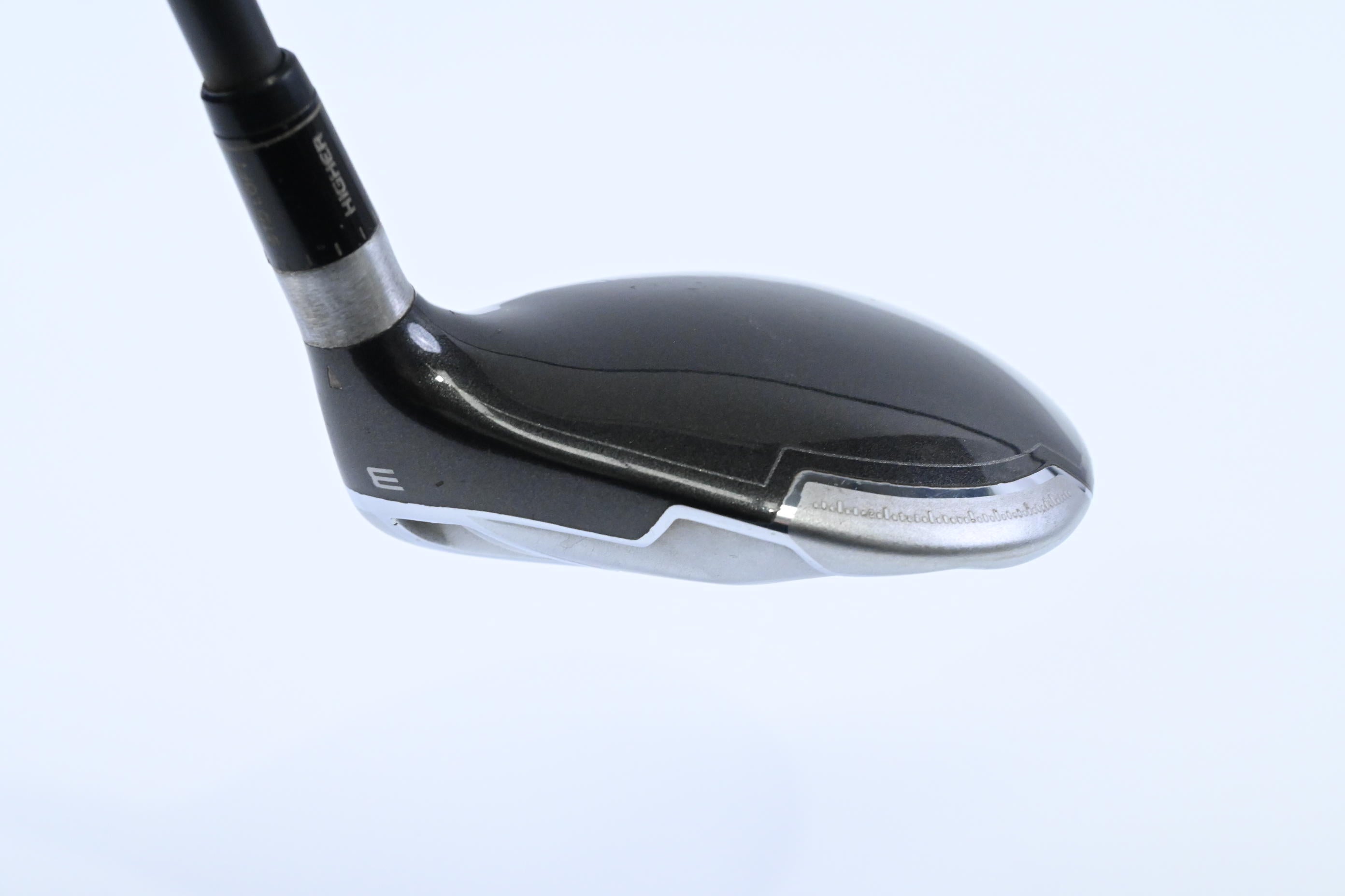 Taylormade SLDR #3 Wood / 15 Degree / Regular Flex Fujikura Speeder 77 Shaft