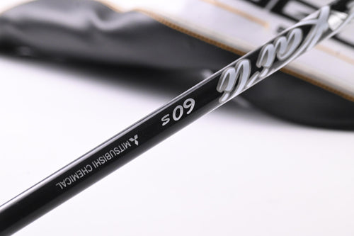 Callaway Rogue ST 24 Max Driver / 10.5 Degree / Stiff Flex Kai'li White 60 Shaft