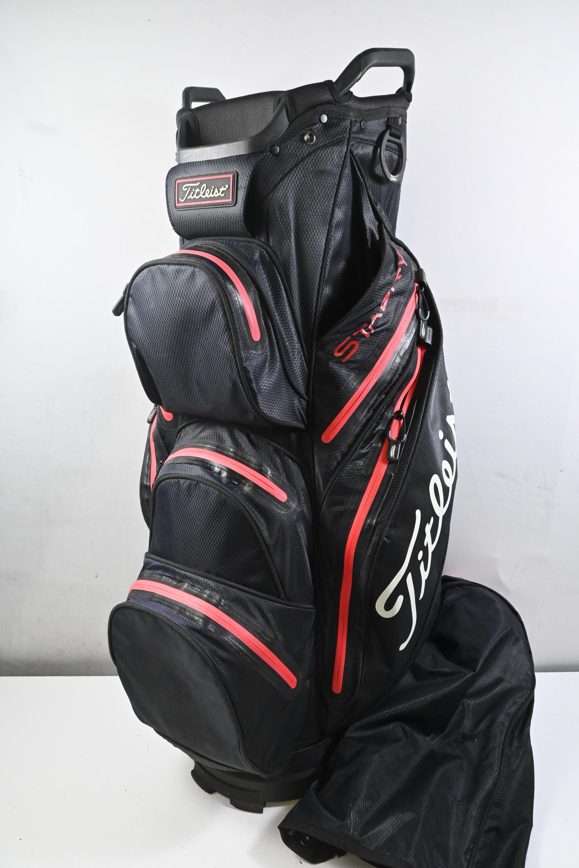 Titleist StaDry Cart Bag / 14-Way Divider / Black & Red