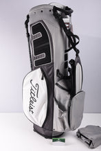 Load image into Gallery viewer, Titleist 2023 Players 5 StaDry Stand Bag / 4-Way Divider / Grey, White
