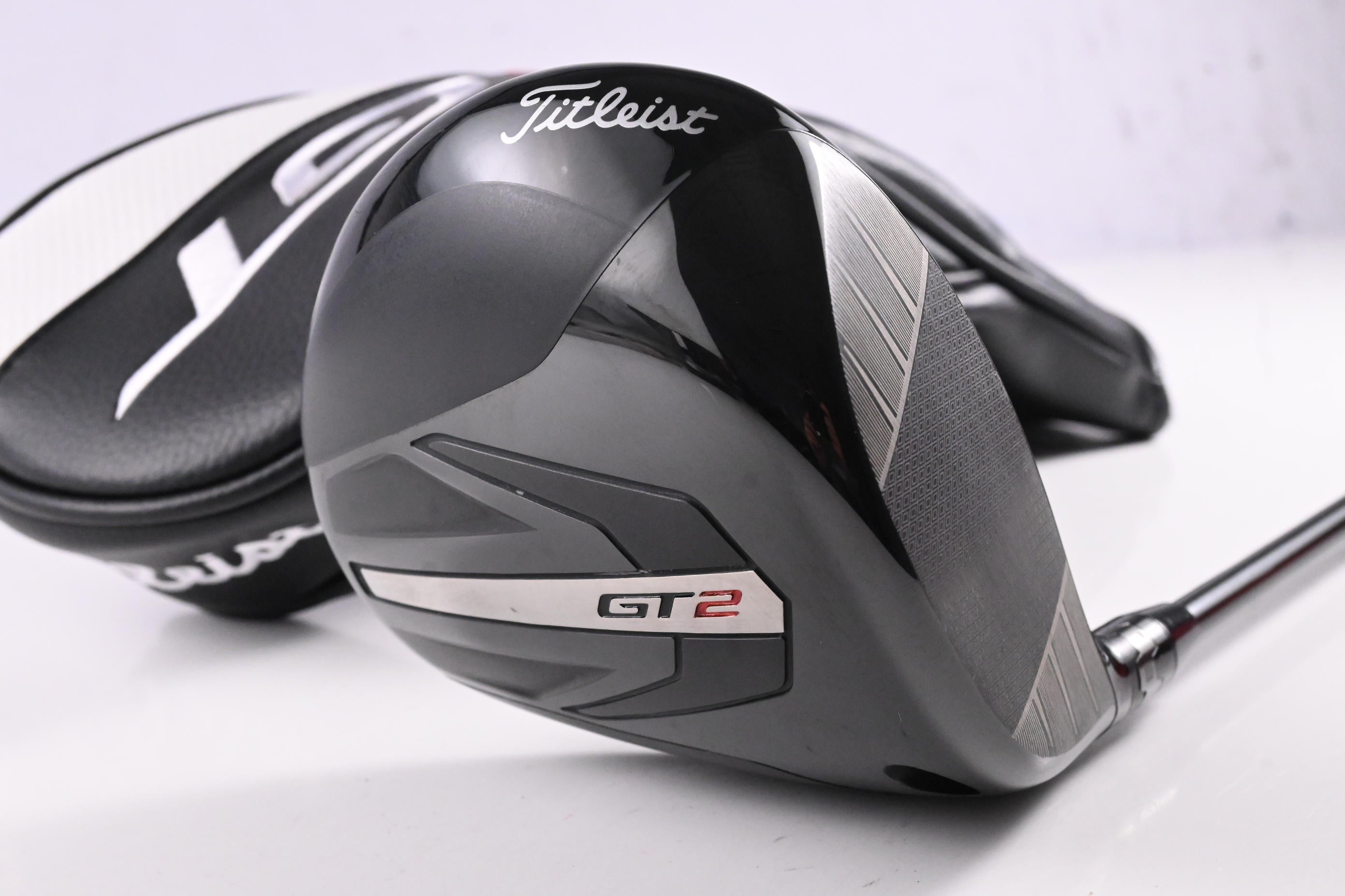 Titleist GT2 Driver / 10 Degree / Stiff Flex Diamana 'ahina 72 Shaft