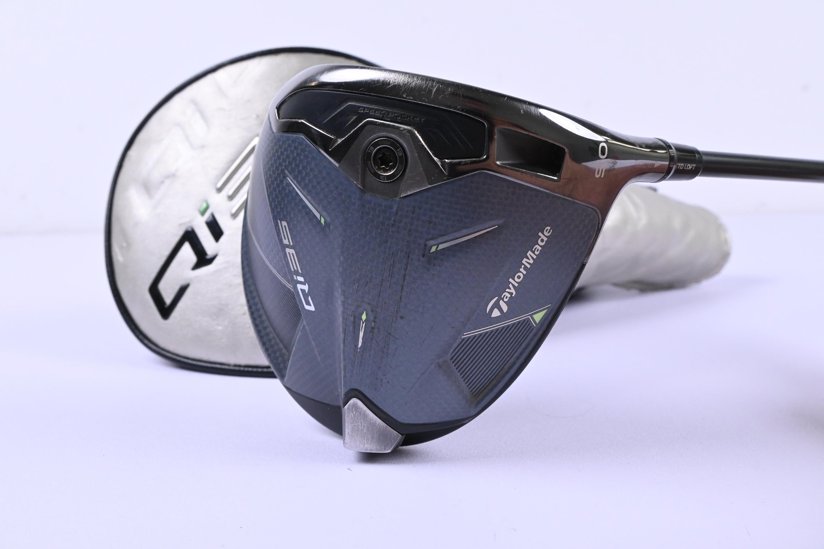 Taylormade Qi35 Driver / 9 Degree / Stiff Flex Fujikura Ventus Blue 5 Shaft