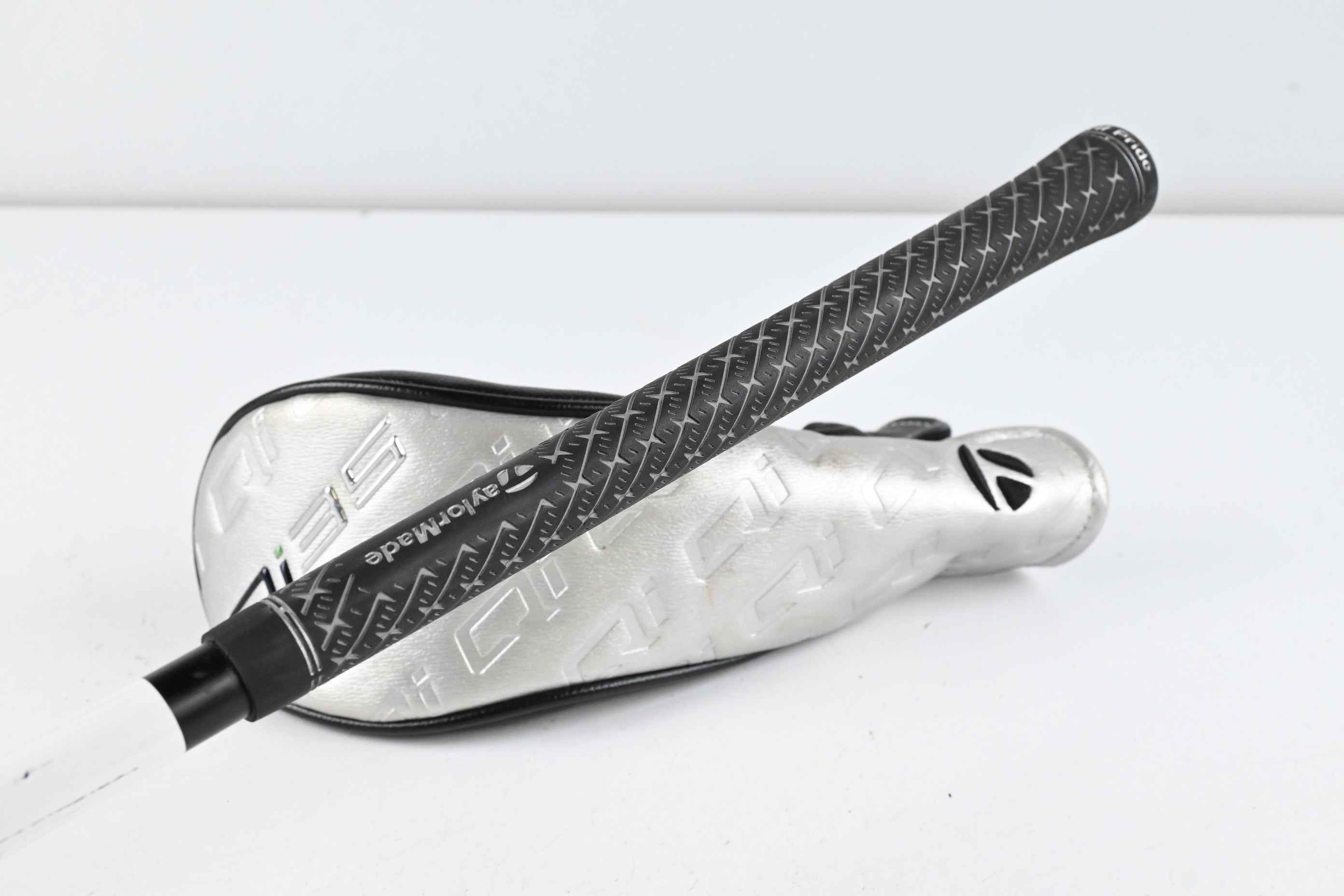 Taylormade Qi35 Max #4 Hybrid / 23 Degree / Regular Flex Airspeeder 50 Shaft
