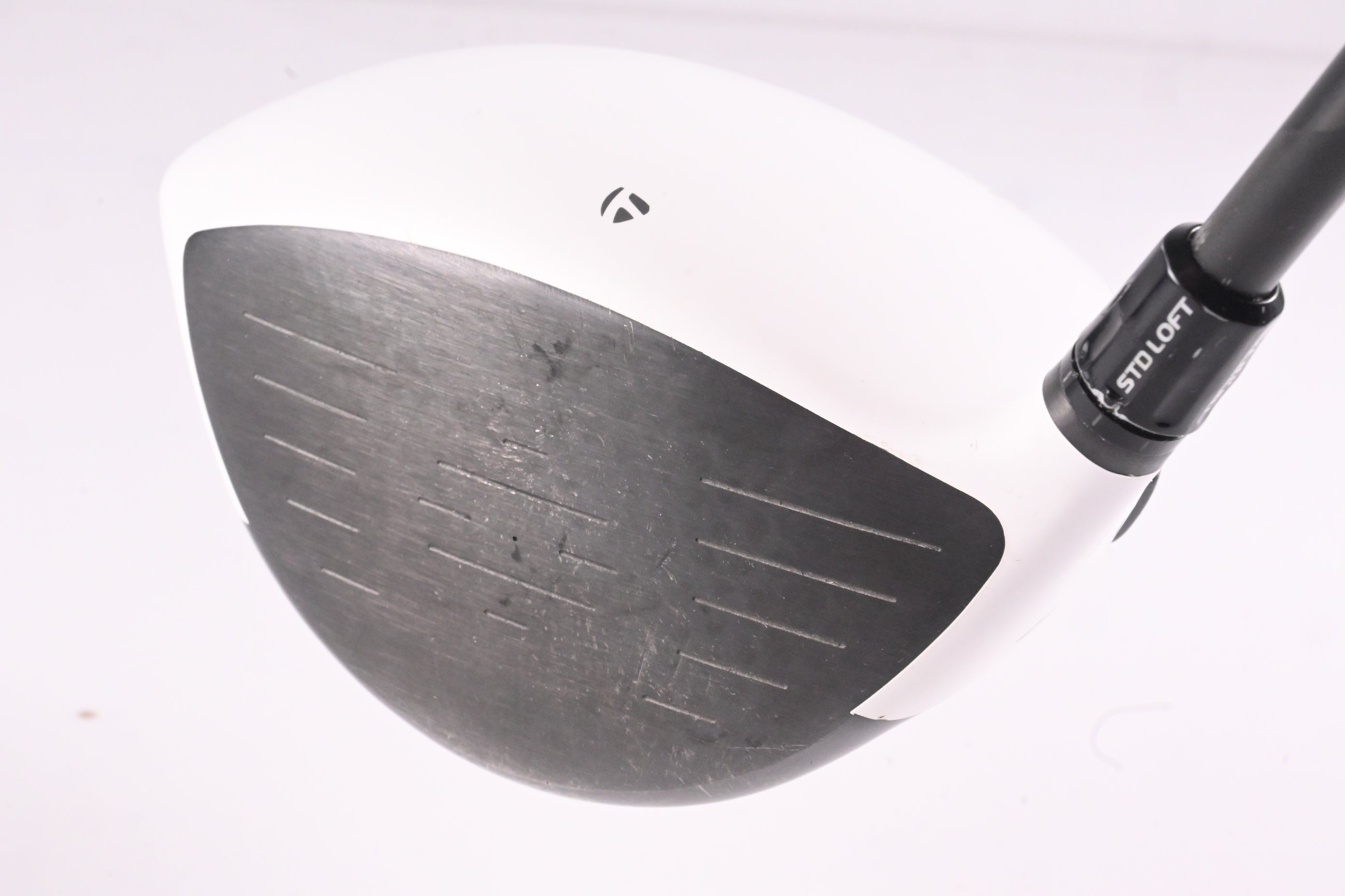 Taylormade R11 Driver / 9 Degree / Stiff Flex Fujikura blur 65 Shaft