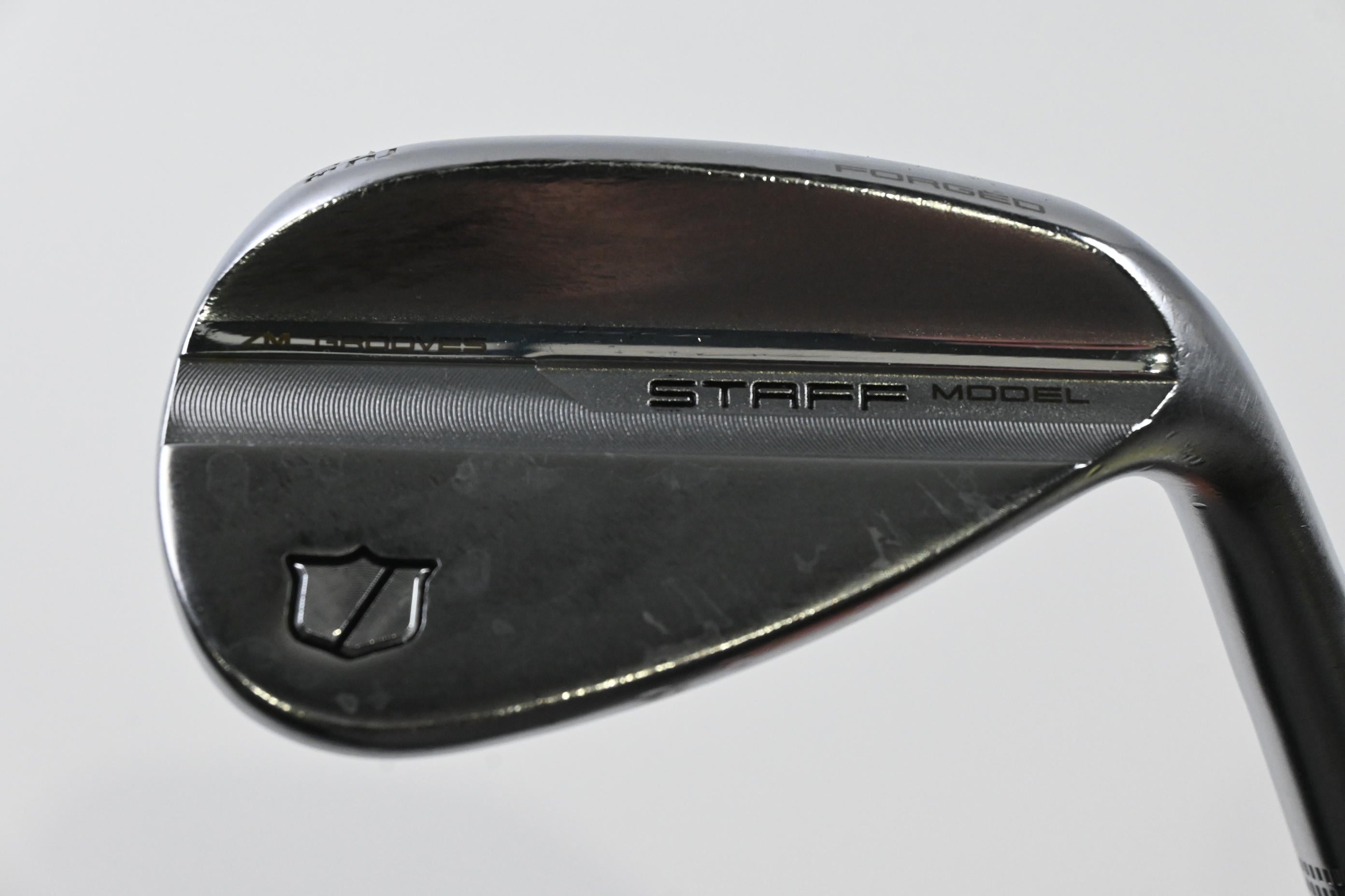 Wilson Staff Model ZM Gap Wedge / 52 Degree / Wedge Flex Dynamic Gold Spinner