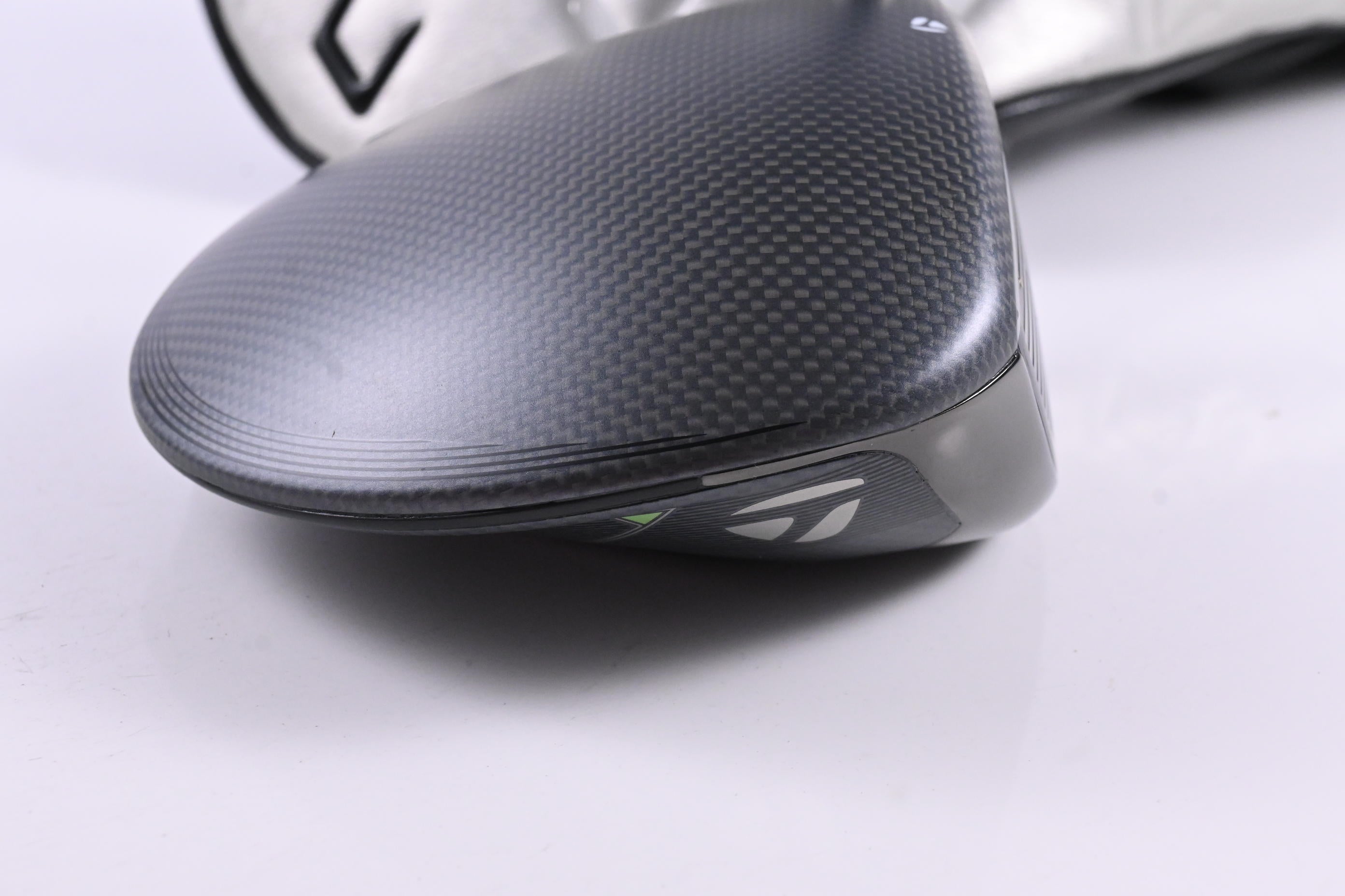 Taylormade Qi35 Driver / 10.5 Degree / Regular Flex Fujikura Ventus Blue '25 5