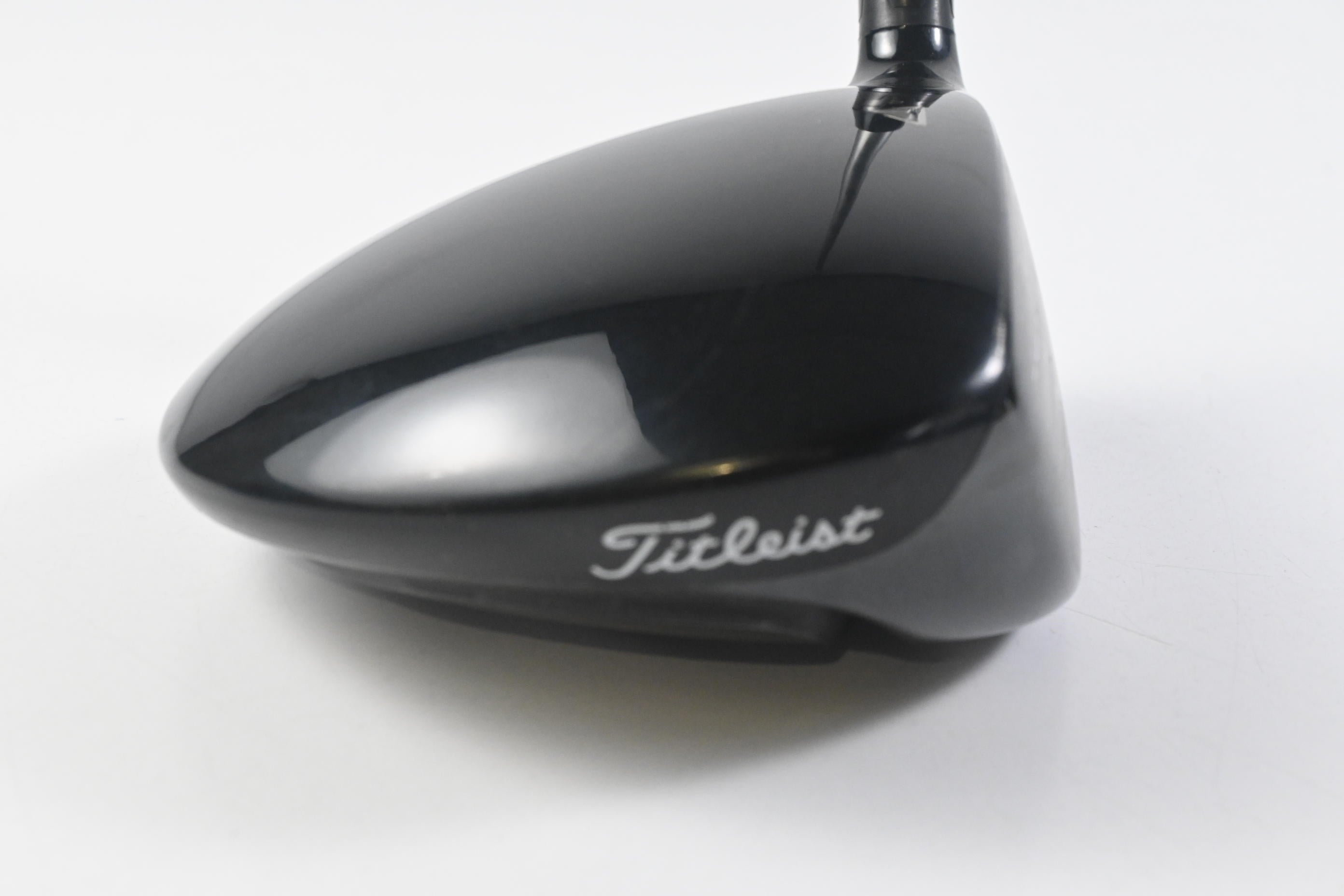 Titleist 915 D2 Driver / 10.5 Degree / Stiff Flex Diamana S+60 Shaft