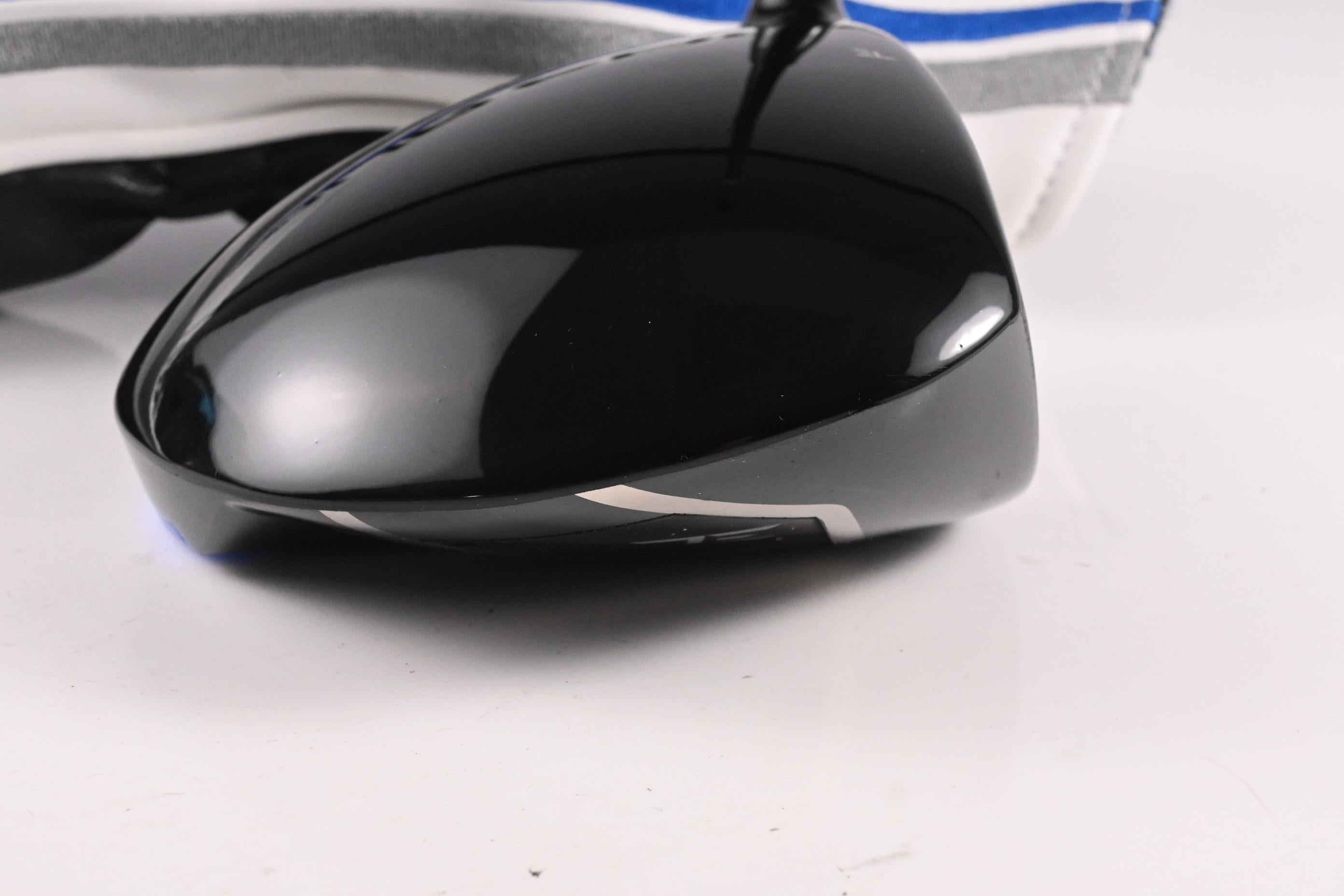 Tour Edge Hot Launch Max Driver / 10.5 Degree / Regular Flex Aldila Ascent 50