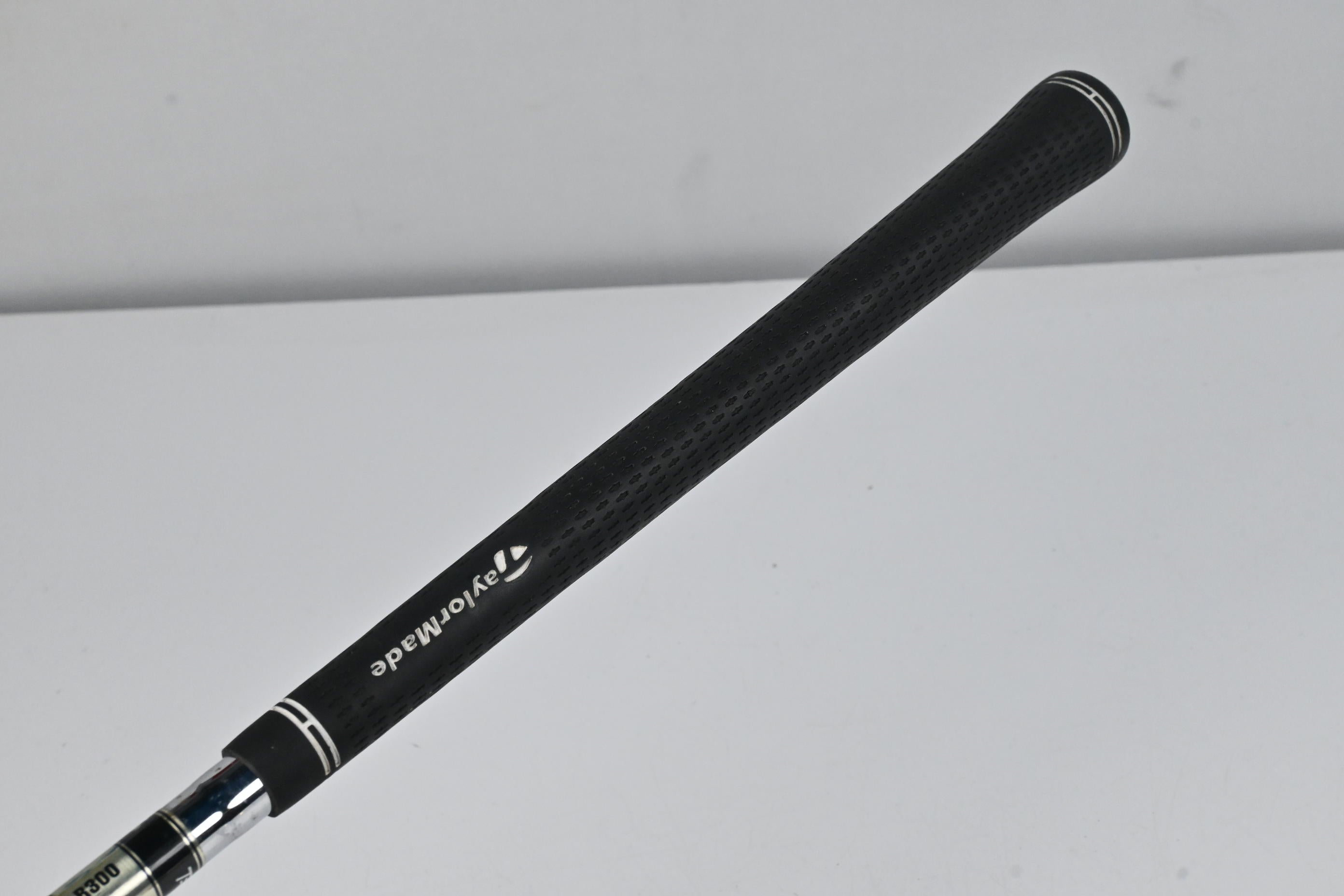 Taylormade Tour Preferred 2011 MC #6 Iron / Regular Flex Dynamic Gold R300 Shaft