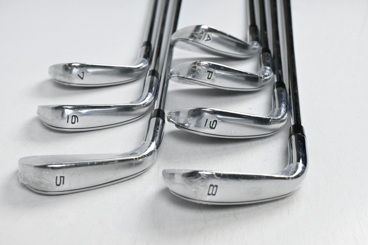 Callaway Rogue ST Pro Irons / 5-PW+GW / Stiff Flex Rifle Tour Flighted 105 Shafts