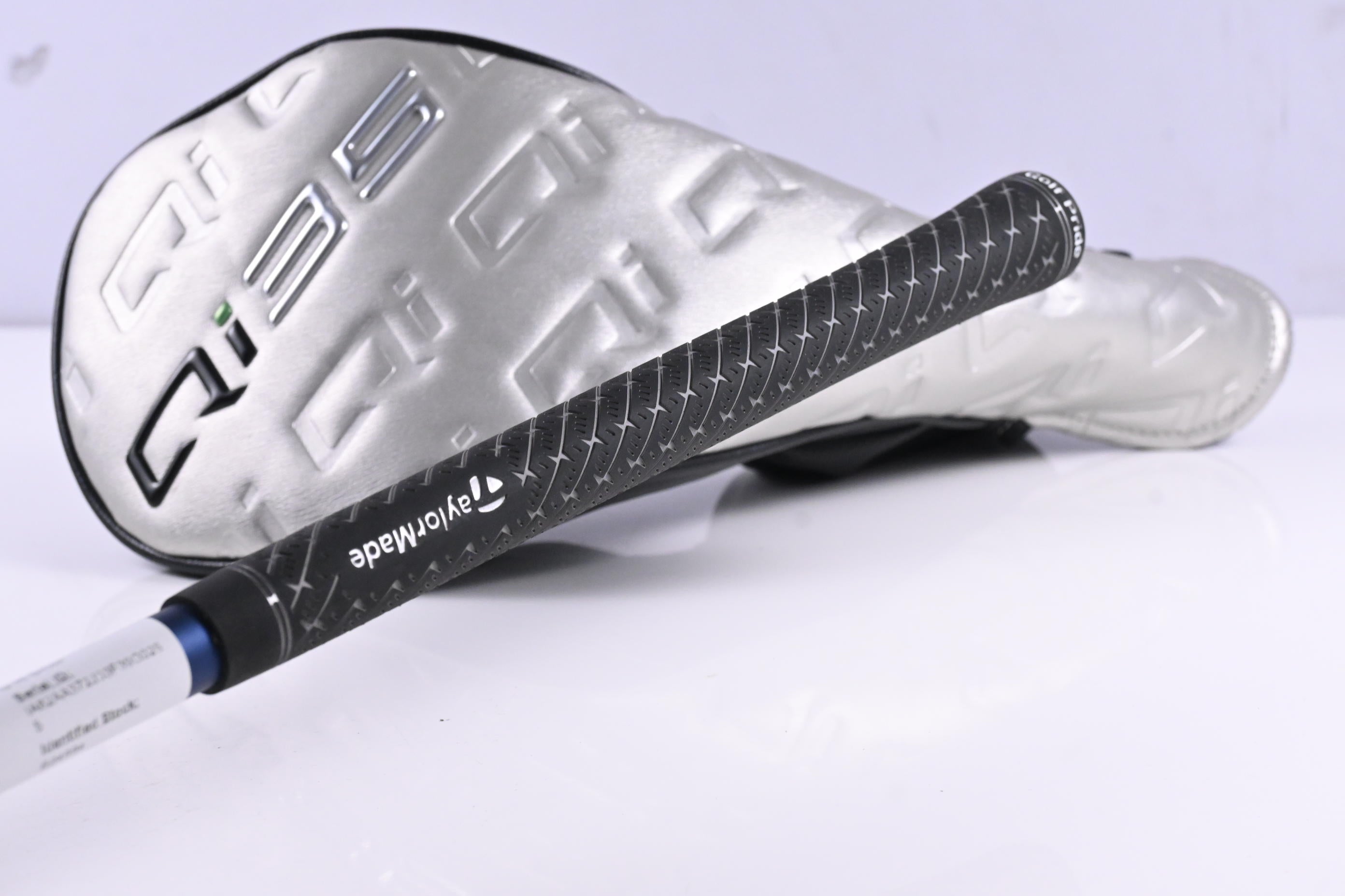 Taylormade Qi35 Driver / 10.5 Degree / Regular Flex Fujikura Ventus Blue '25 5