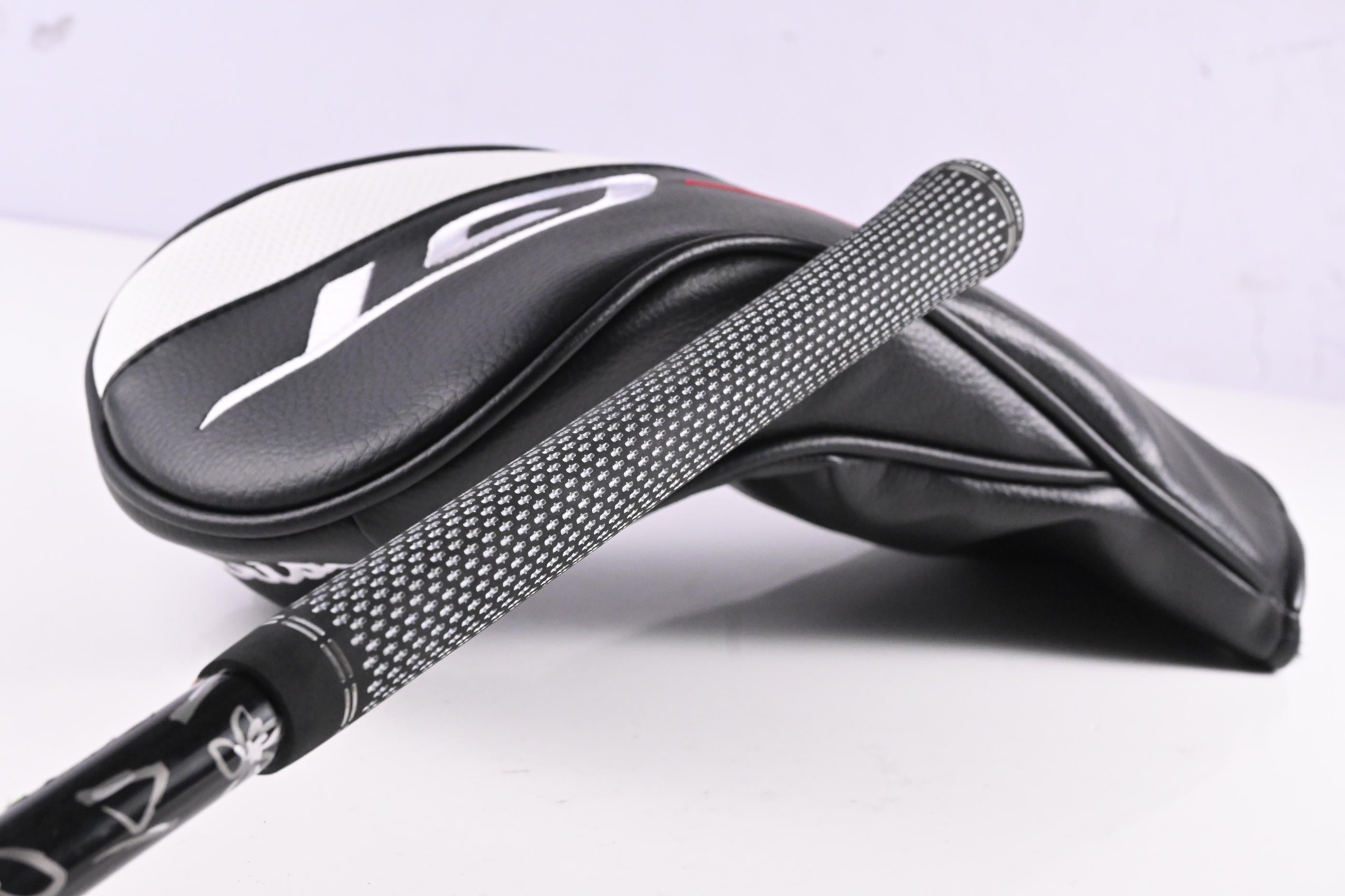 Titleist GT2 Driver / 10 Degree / Stiff Flex Diamana 'ahina 72 Shaft