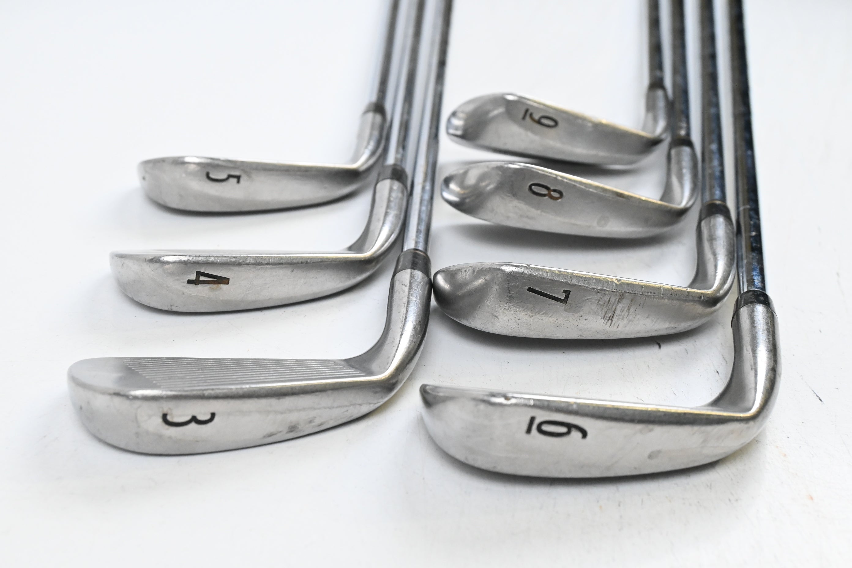 Titleist DCI 962 Irons / 3-9i / Stiff Flex Dynamic Gold S300 Shafts