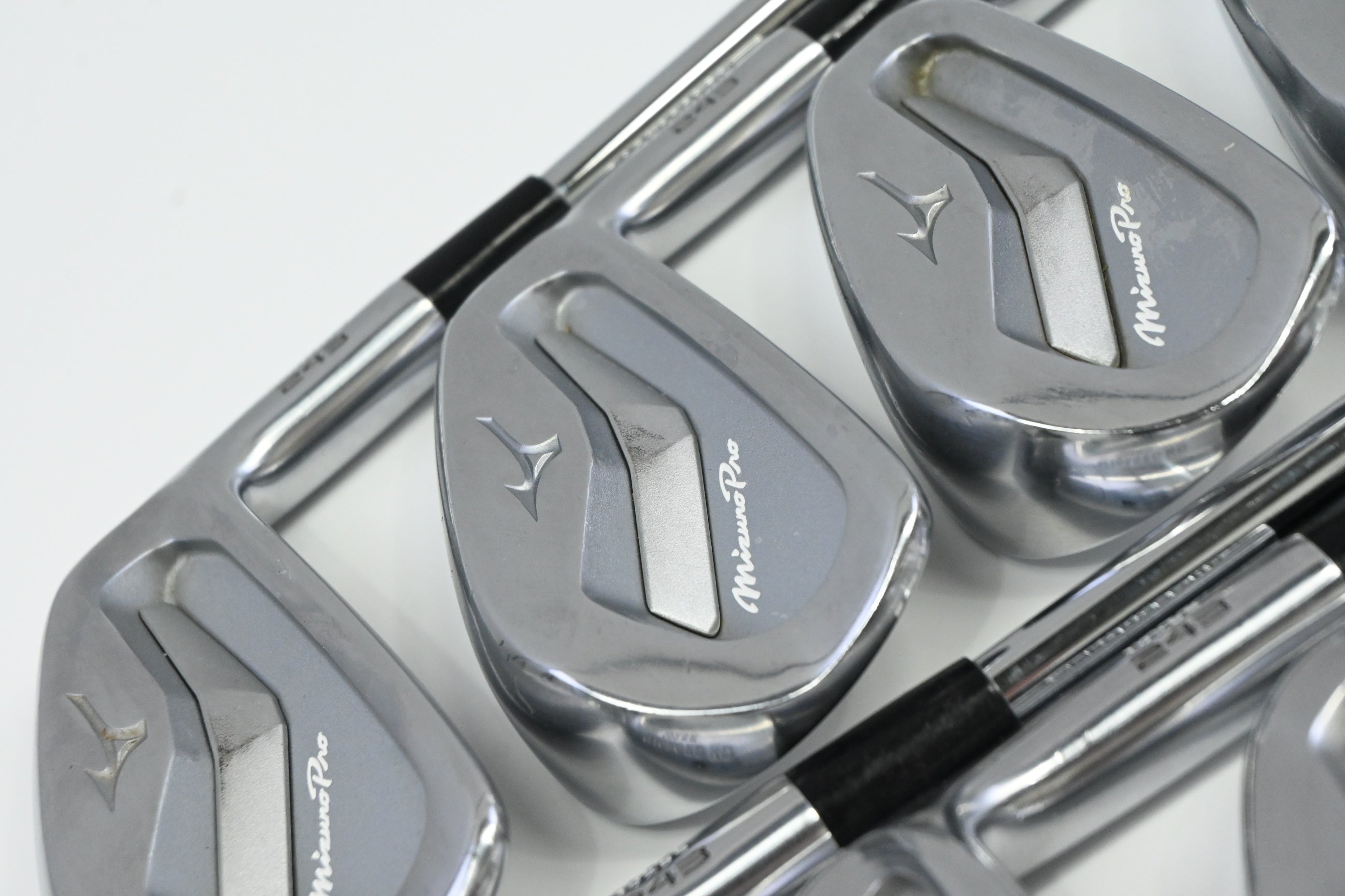 Mizuno Pro 243 Irons / 4-PW+GW / Stiff Flex Dynamic Gold 115 S300 Shafts