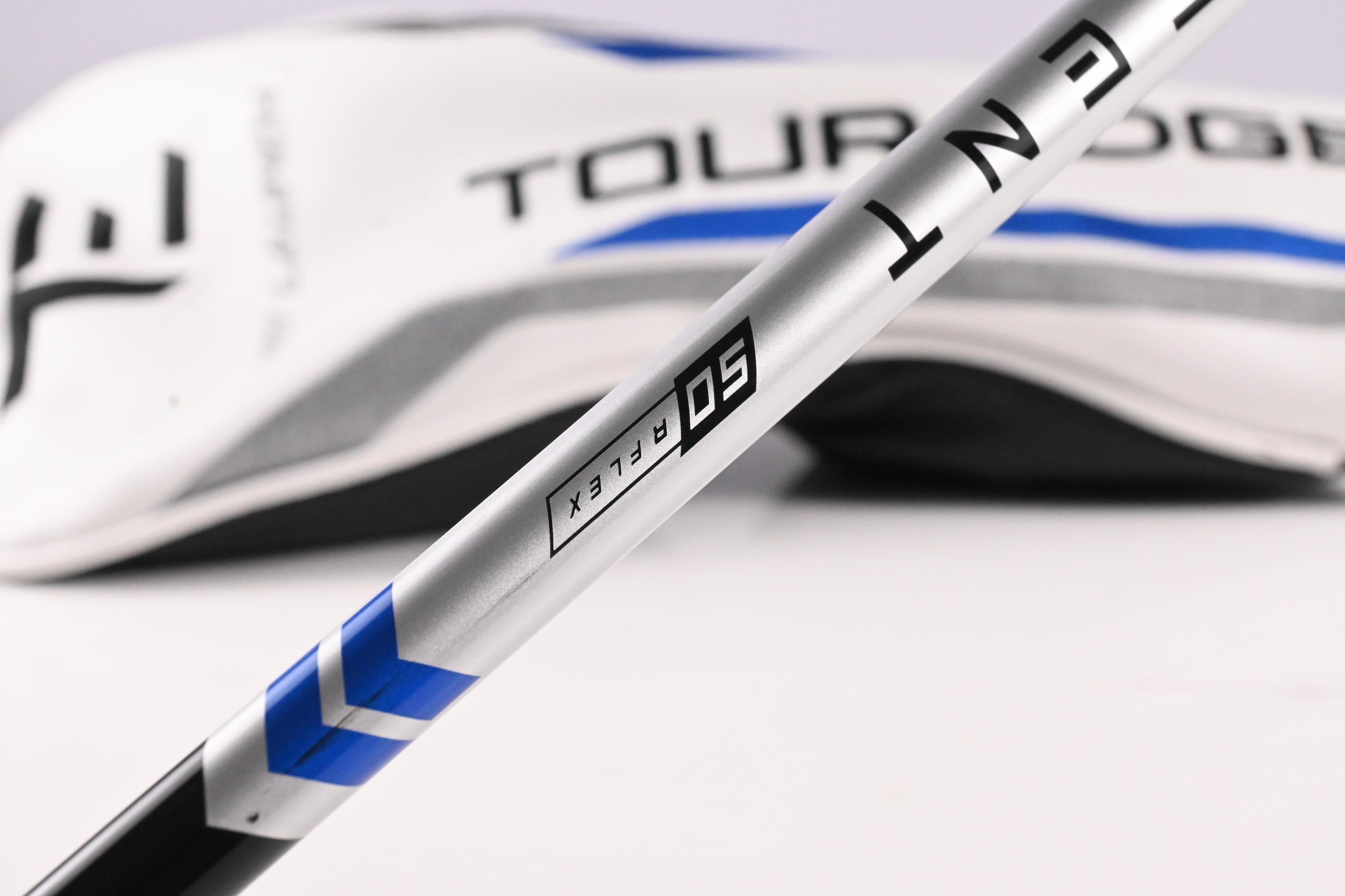 Tour Edge Hot Launch Max Driver / 10.5 Degree / Regular Flex Aldila Ascent 50