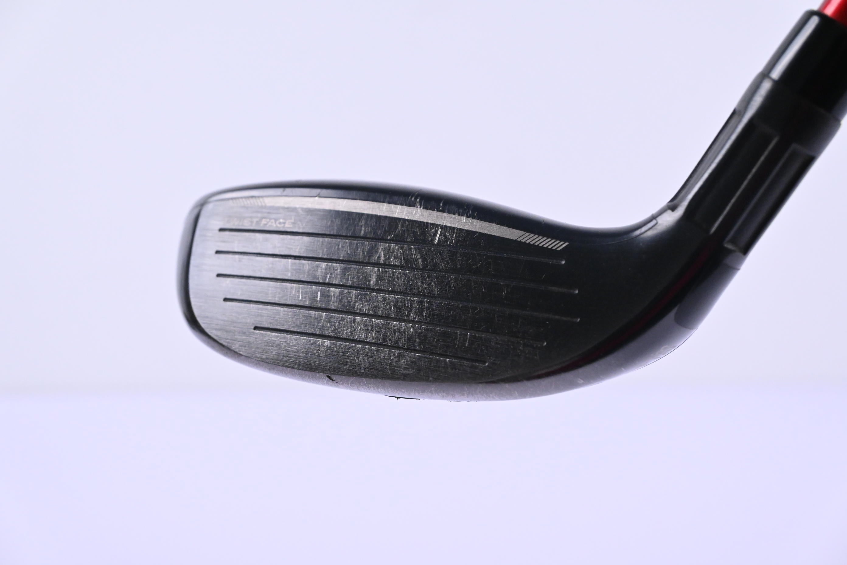 Taylormade Stealth 2 HD #4 Hybrid / 22 Degree / Regular Flex Fujikura Speeder NX
