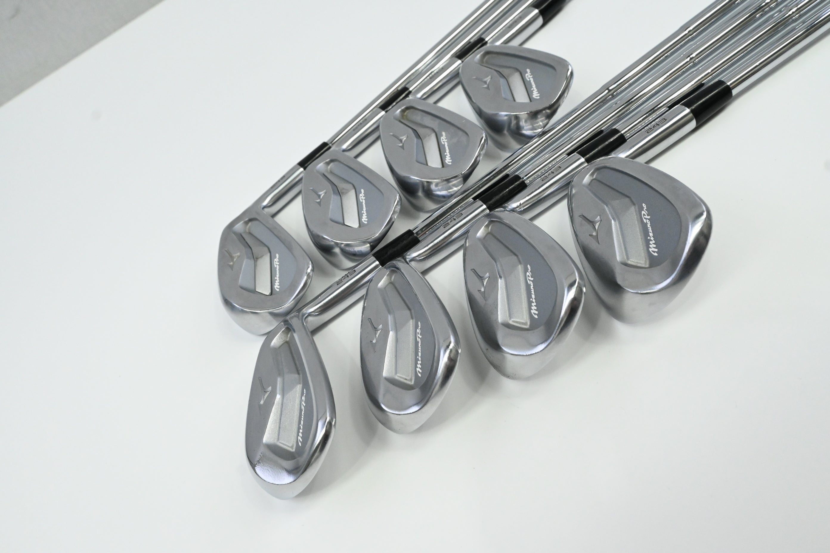 Mizuno Pro 243 Irons / 4-PW+GW / Stiff Flex Dynamic Gold 115 S300 Shafts