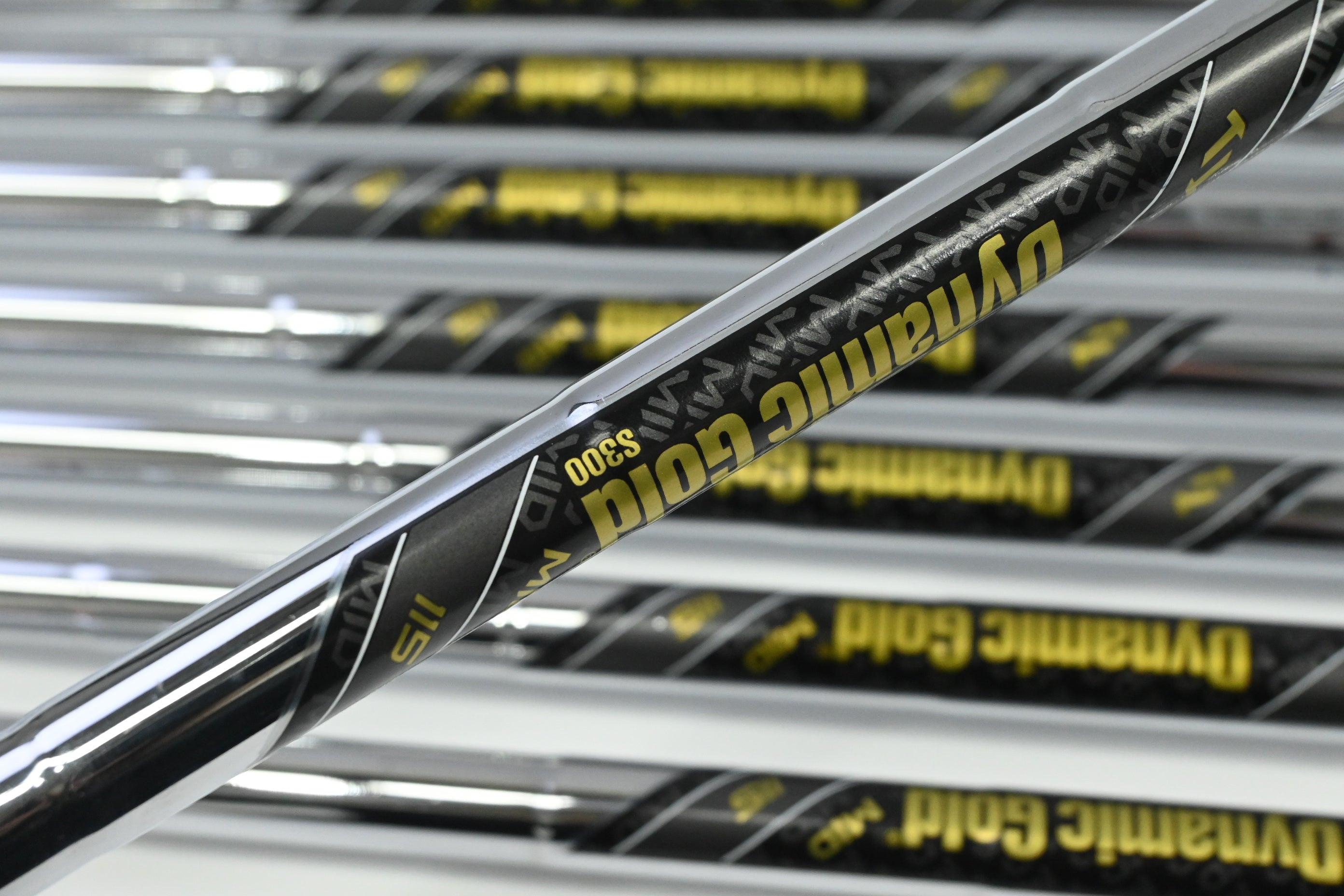 Mizuno Pro 243 Irons / 4-PW+GW / Stiff Flex Dynamic Gold 115 S300 Shafts