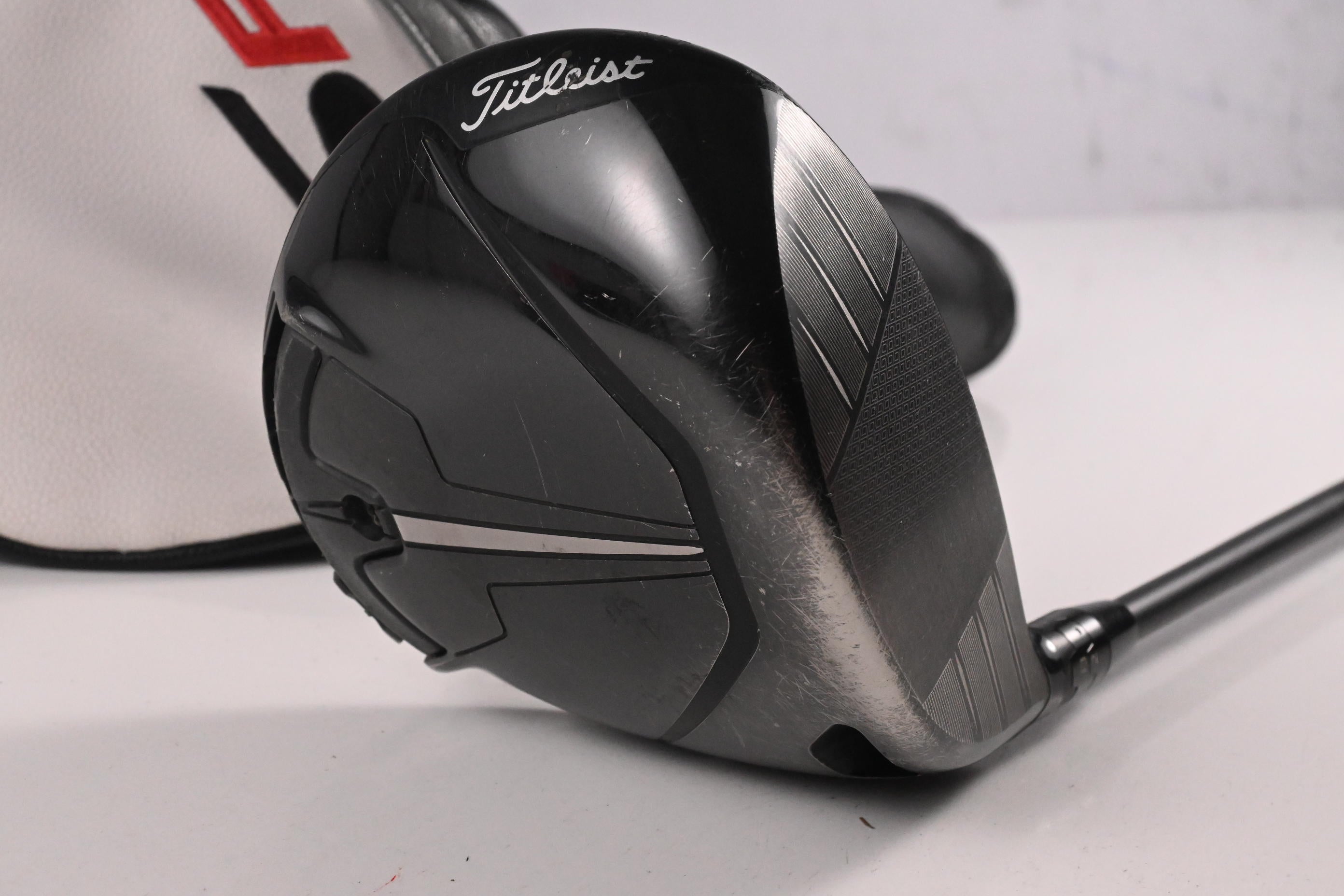 Titleist TSR3 Driver / 9 Degree / Regular Flex HZRDUS CB Red 50 Shaft