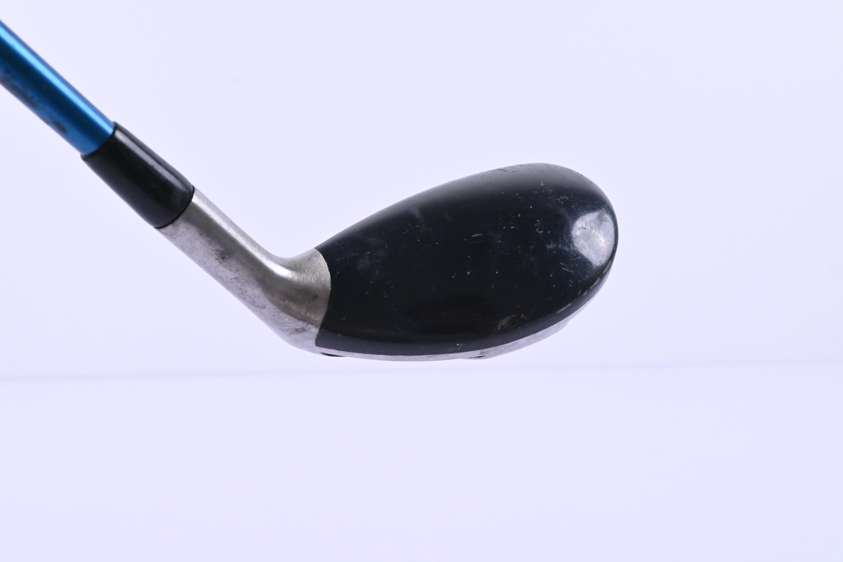 Titleist 585.H #3 Hybrid / 19 Degree / Regular Flex Aldila VS Proto 80 Shaft